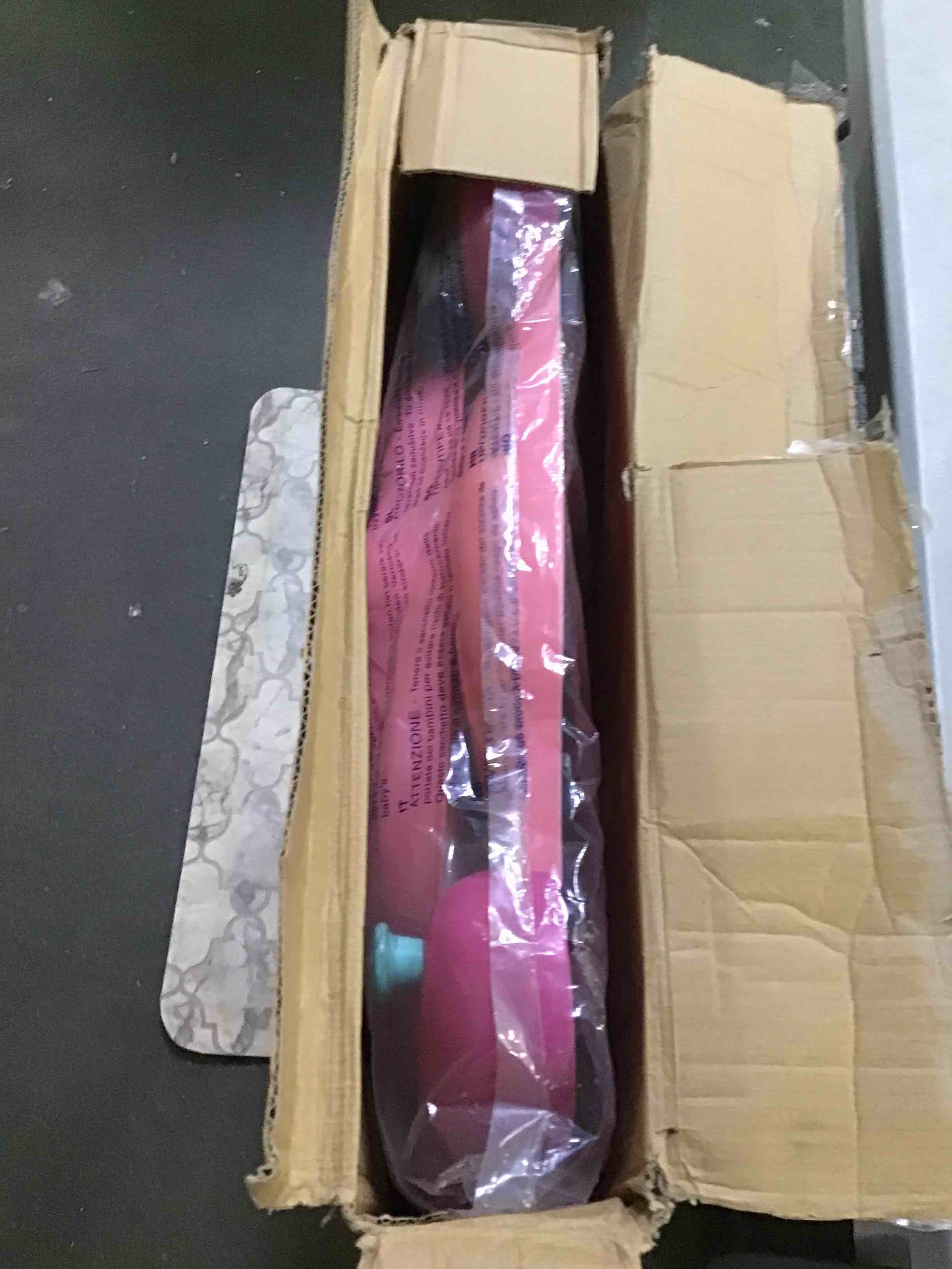 https://s3.amazonaws.com/lotting-images-prod/bidfta/YEL5261628_1695837392378.jpeg