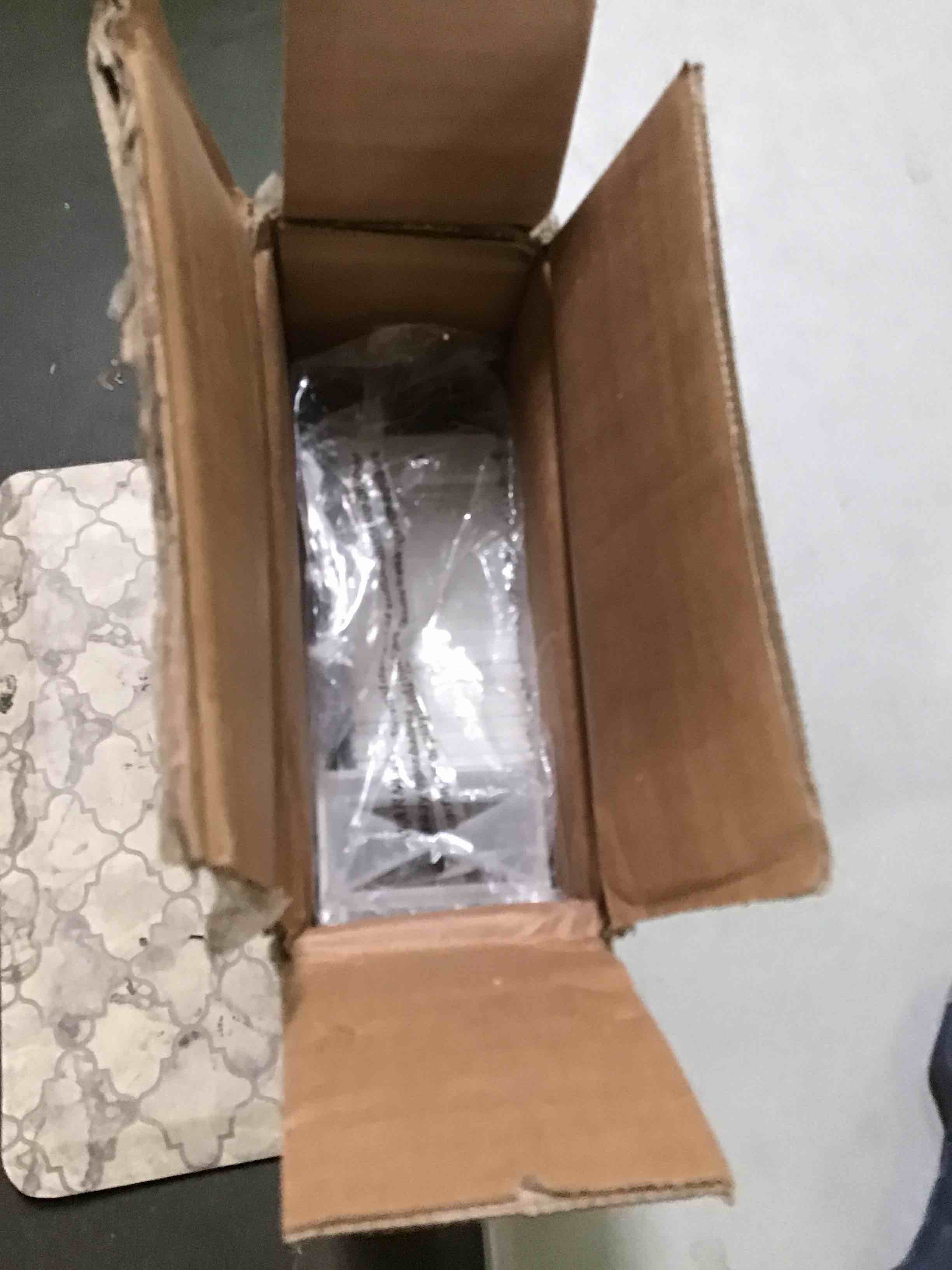 https://s3.amazonaws.com/lotting-images-prod/bidfta/YEL5261675_1695845336323.jpeg