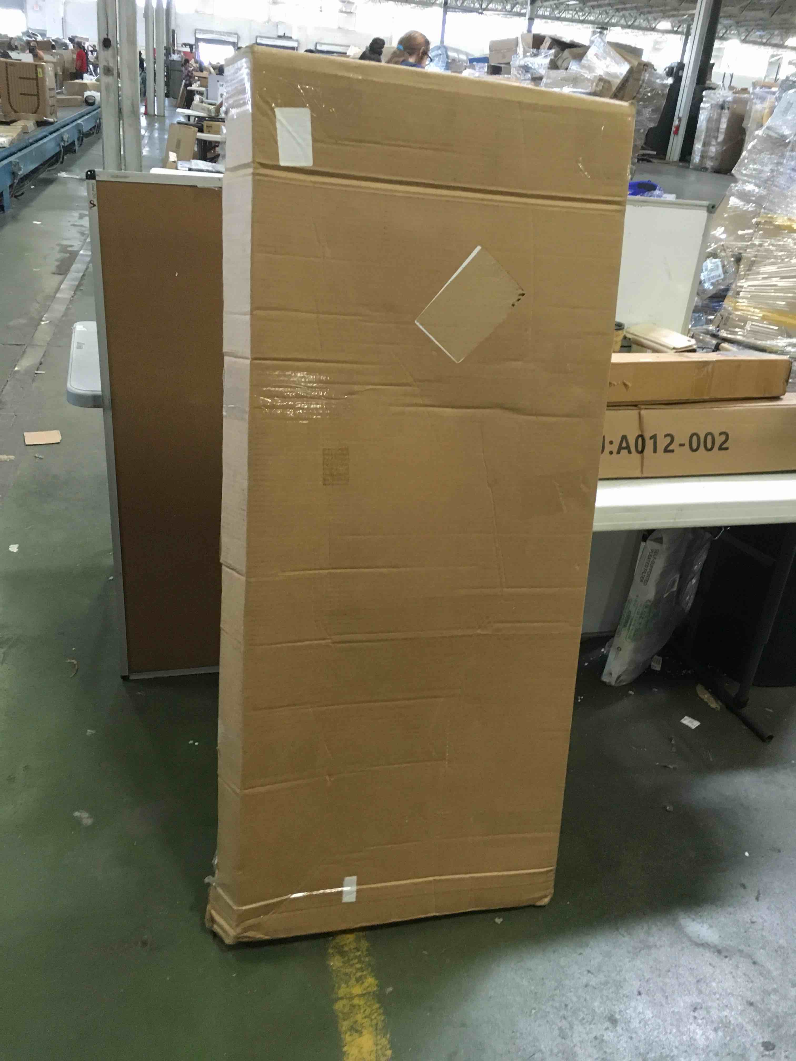 https://s3.amazonaws.com/lotting-images-prod/bidfta/YEL5262022_1696346458479.jpeg