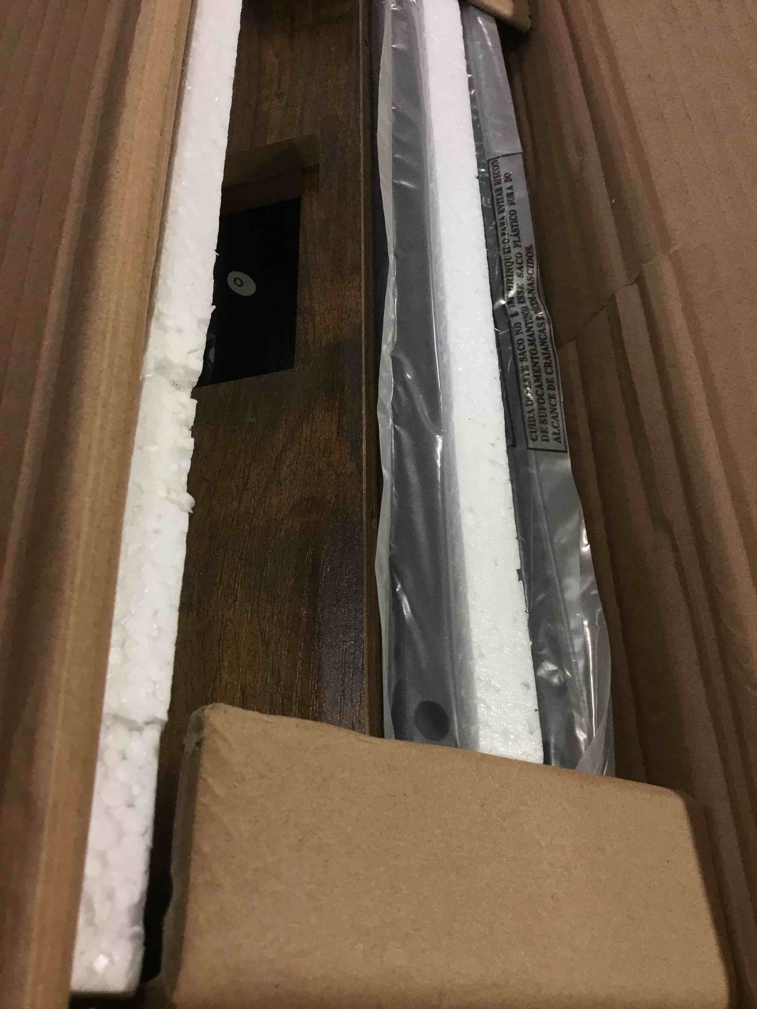 https://s3.amazonaws.com/lotting-images-prod/bidfta/YEL5264857_1691147881871.jpeg