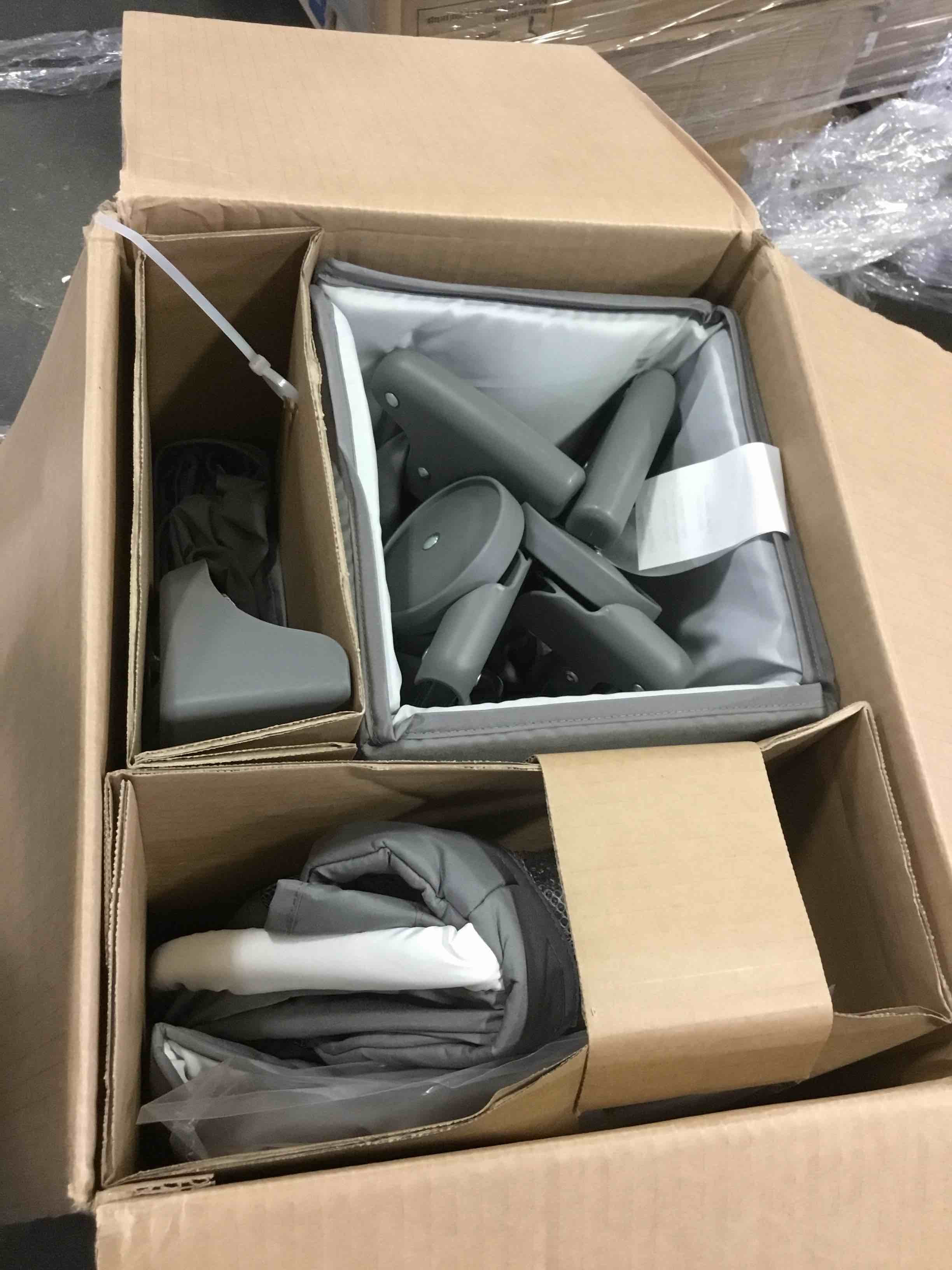 https://s3.amazonaws.com/lotting-images-prod/bidfta/YEL5264959_1691161306189.jpeg