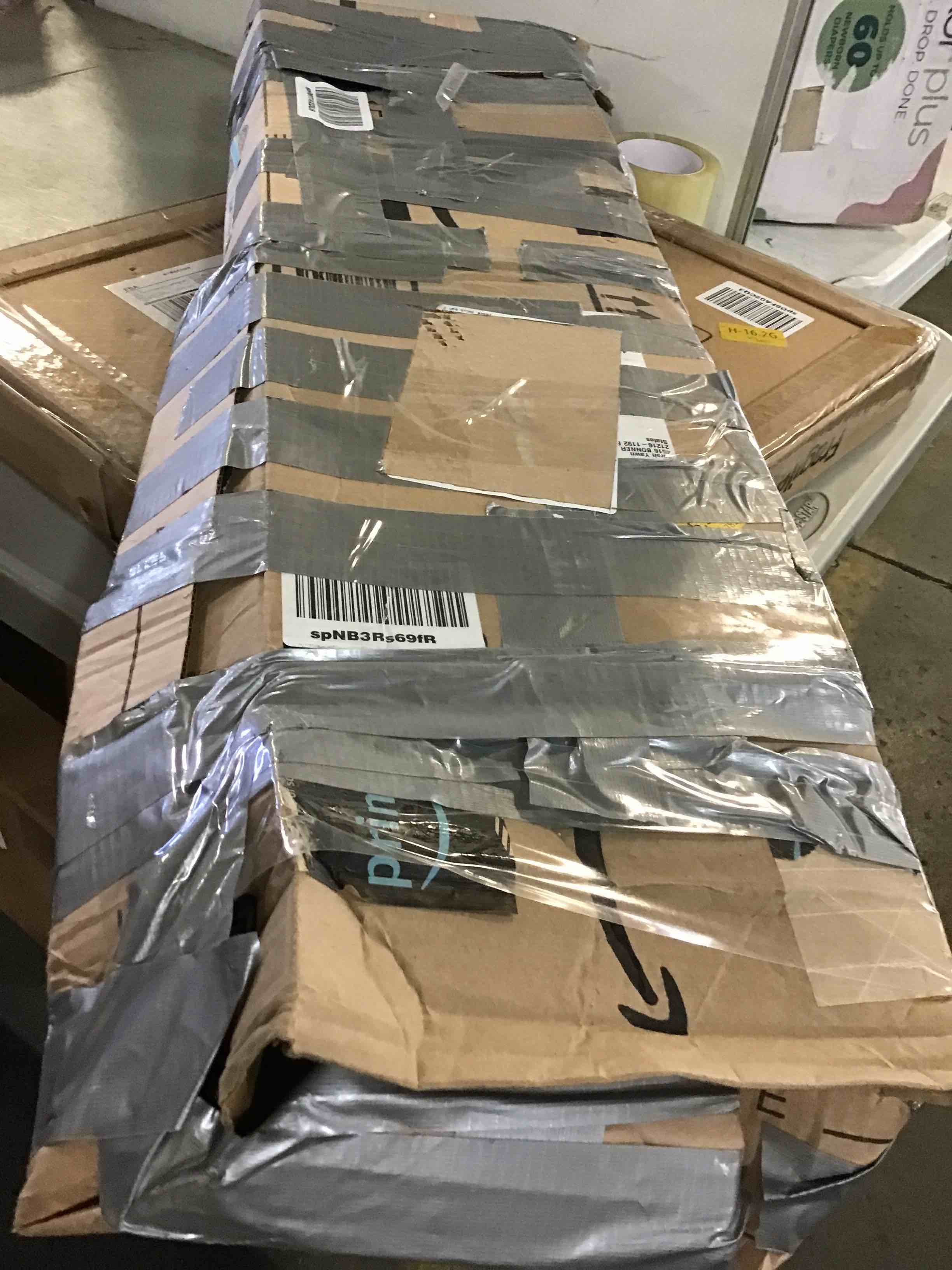 https://s3.amazonaws.com/lotting-images-prod/bidfta/YEL5265343_1691499282337.jpeg