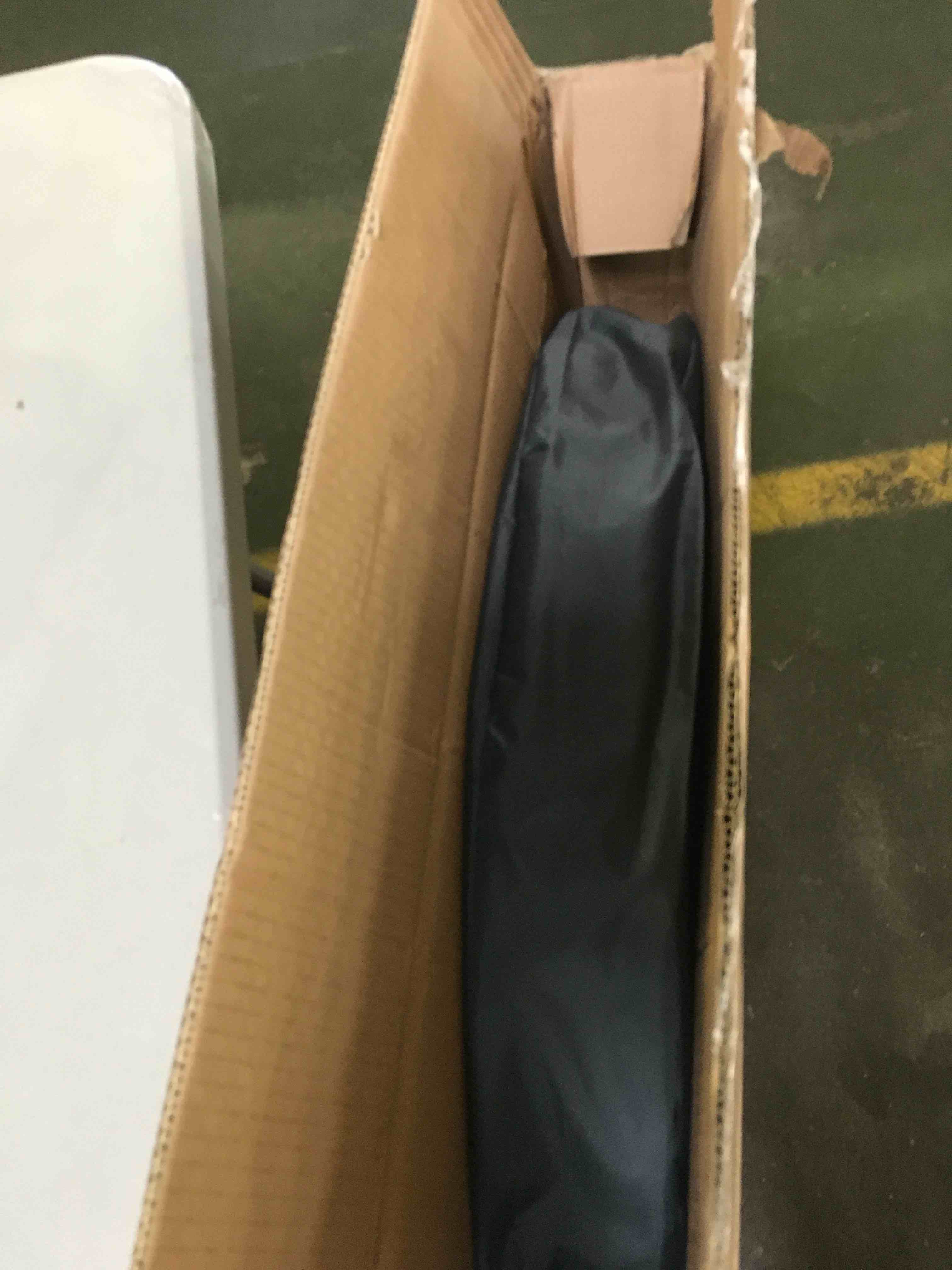 https://s3.amazonaws.com/lotting-images-prod/bidfta/YEL5265486_1690465792848.jpeg