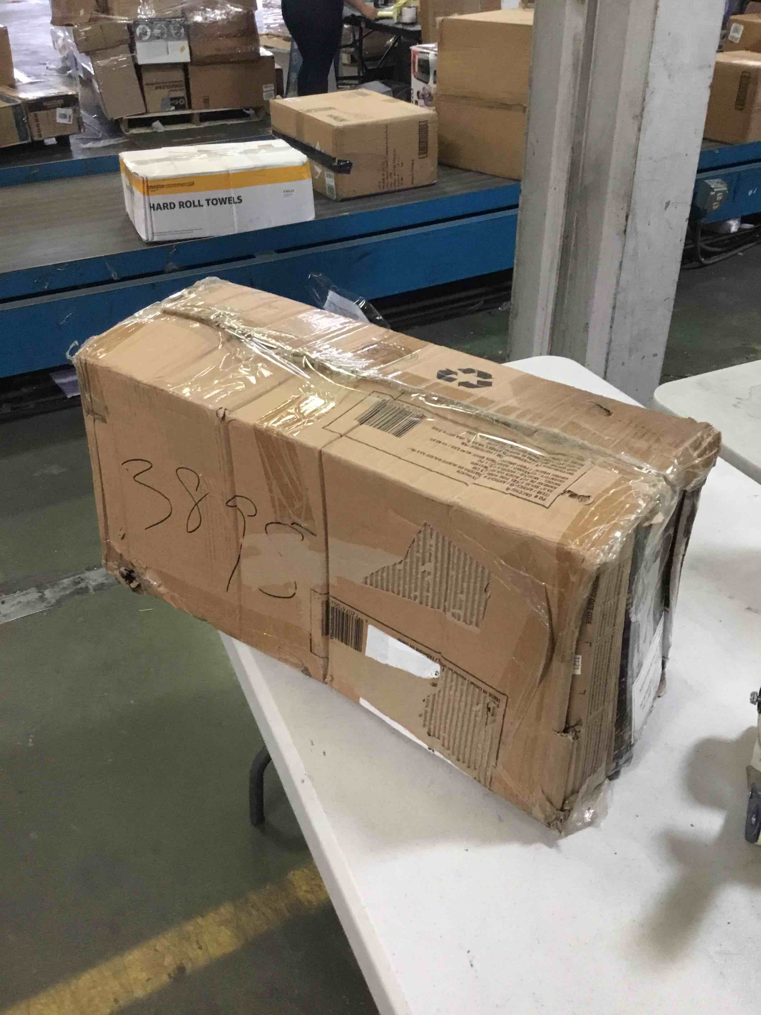 https://s3.amazonaws.com/lotting-images-prod/bidfta/YEL5266508_1691163446177.jpeg