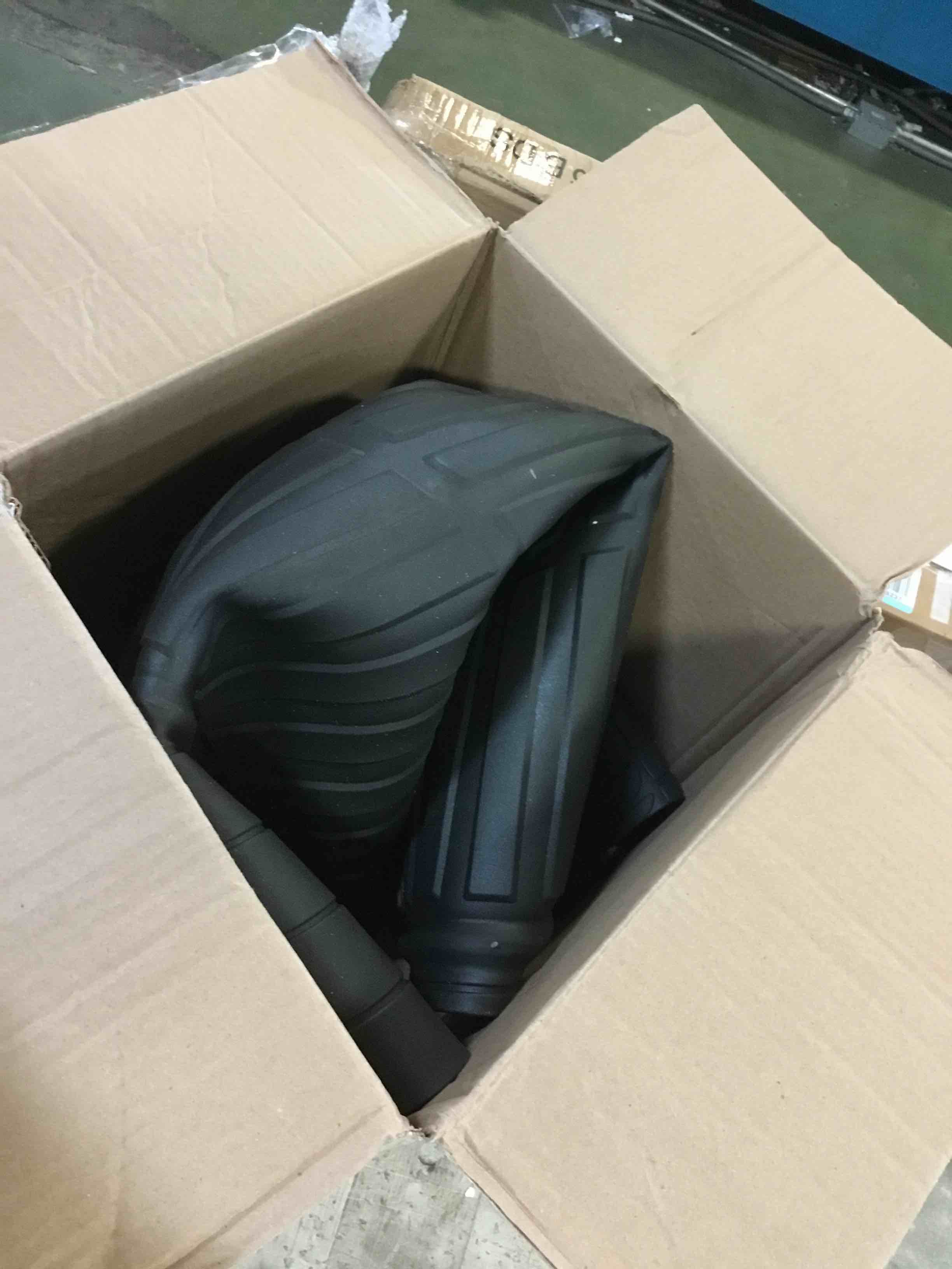https://s3.amazonaws.com/lotting-images-prod/bidfta/YEL5269324_1691500518671.jpeg