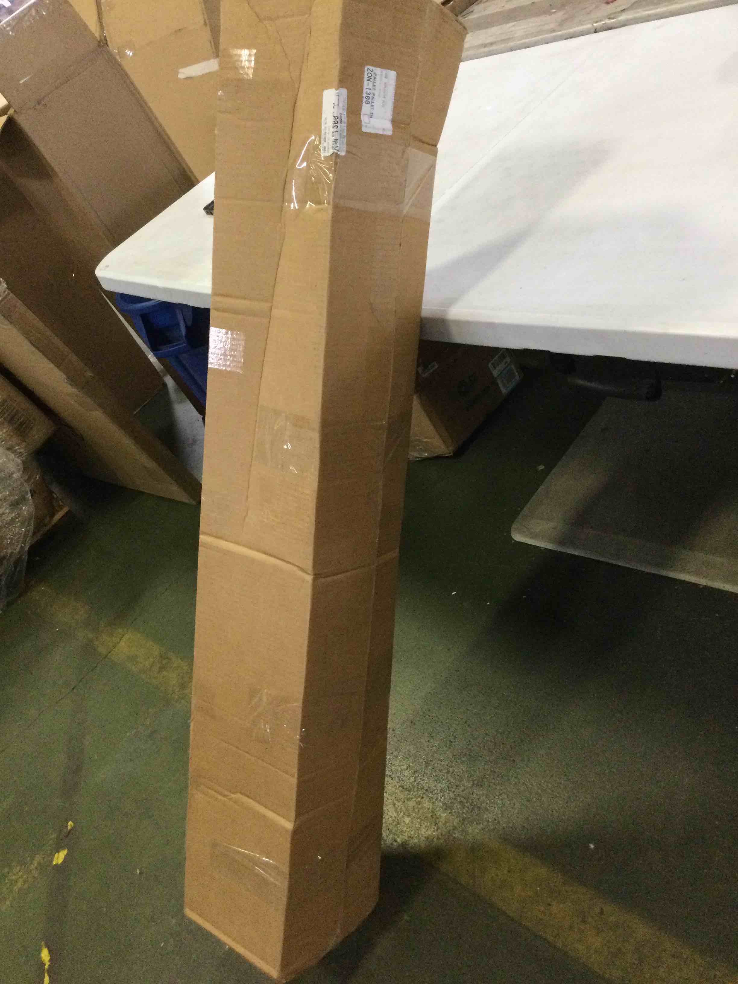 https://s3.amazonaws.com/lotting-images-prod/bidfta/YEL5272177_1691084516081.jpeg