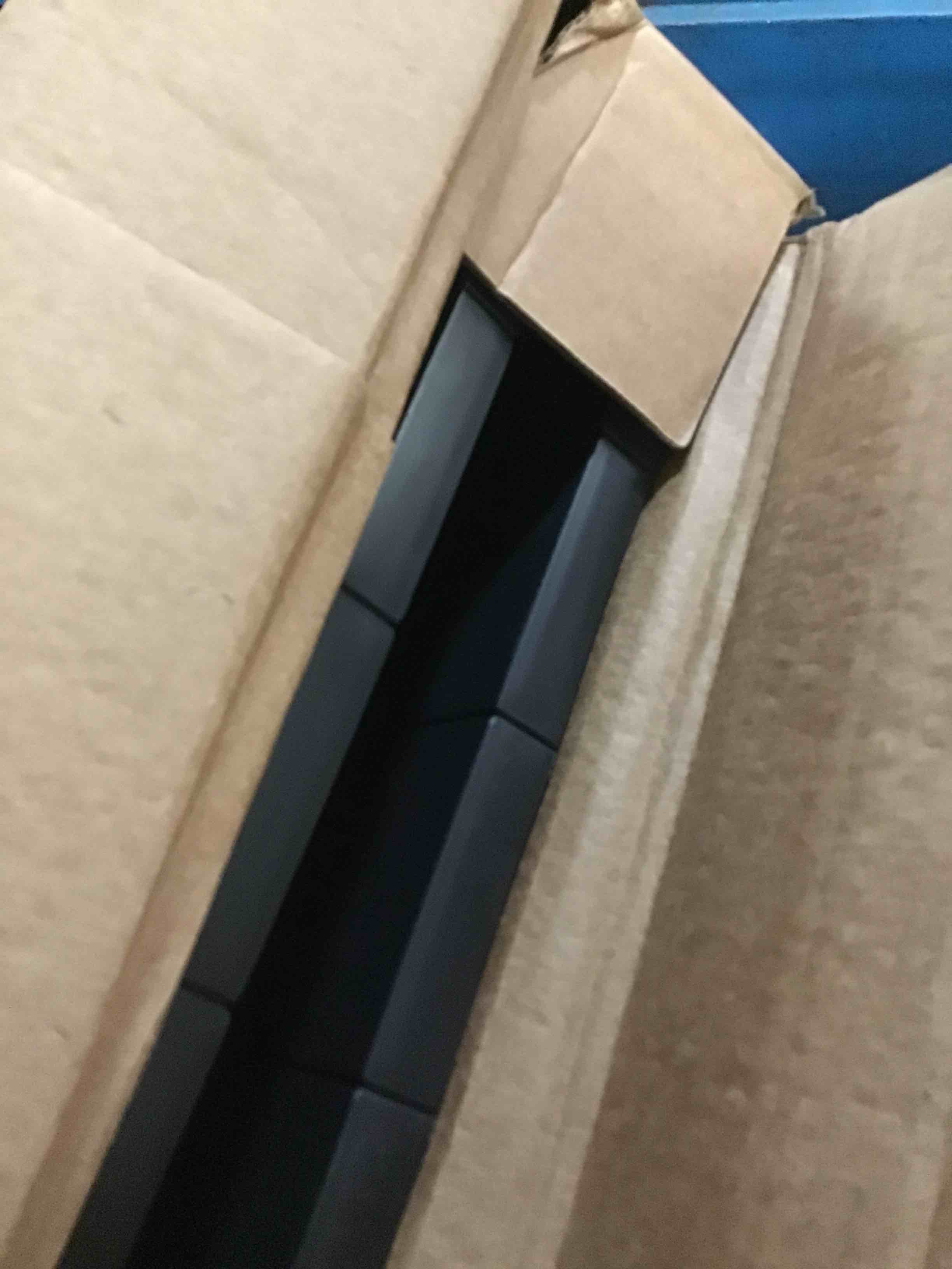 https://s3.amazonaws.com/lotting-images-prod/bidfta/YEL5273233_1690305783526.jpeg