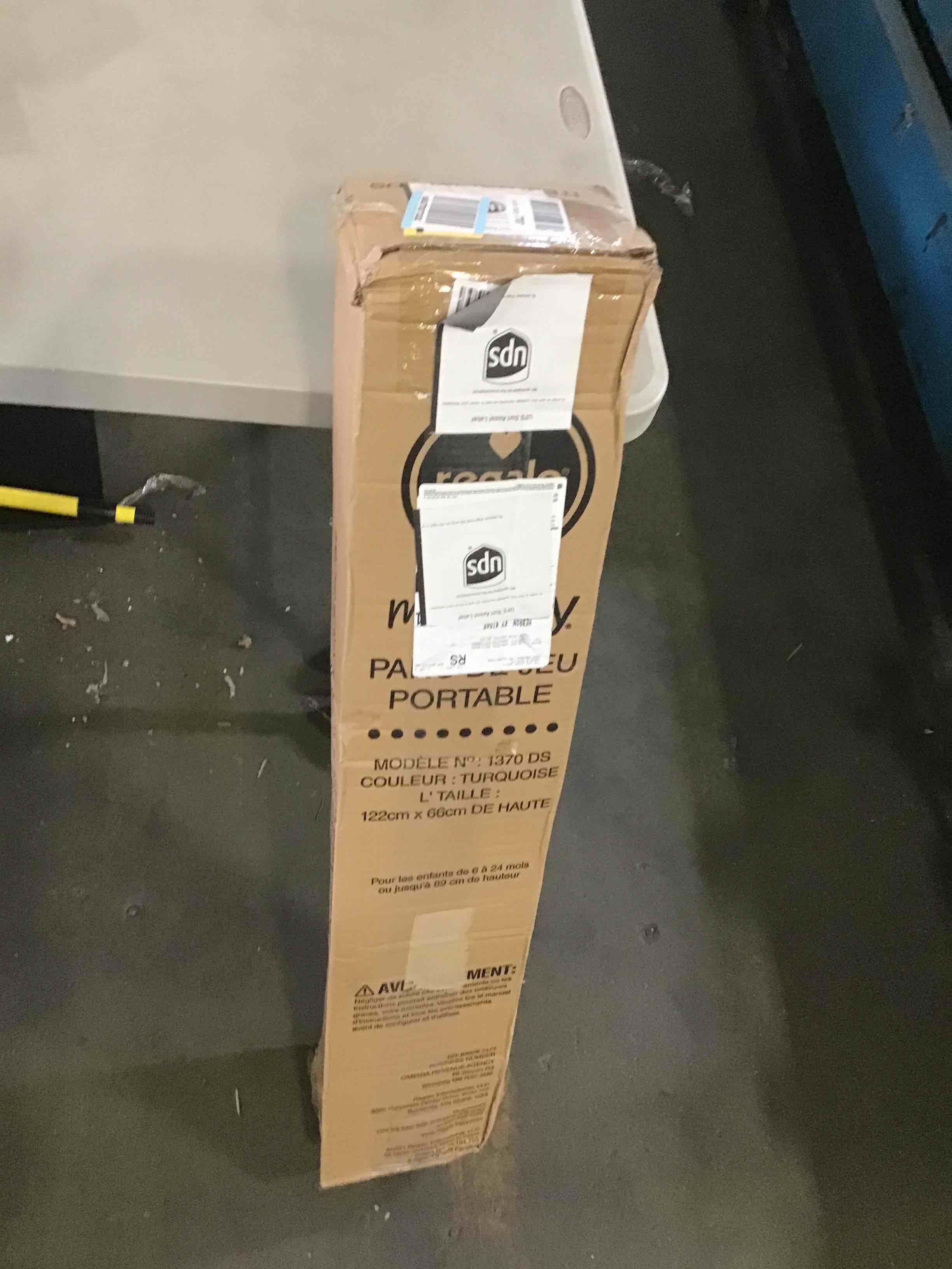 https://s3.amazonaws.com/lotting-images-prod/bidfta/YEL5274429_1690920014201.jpeg
