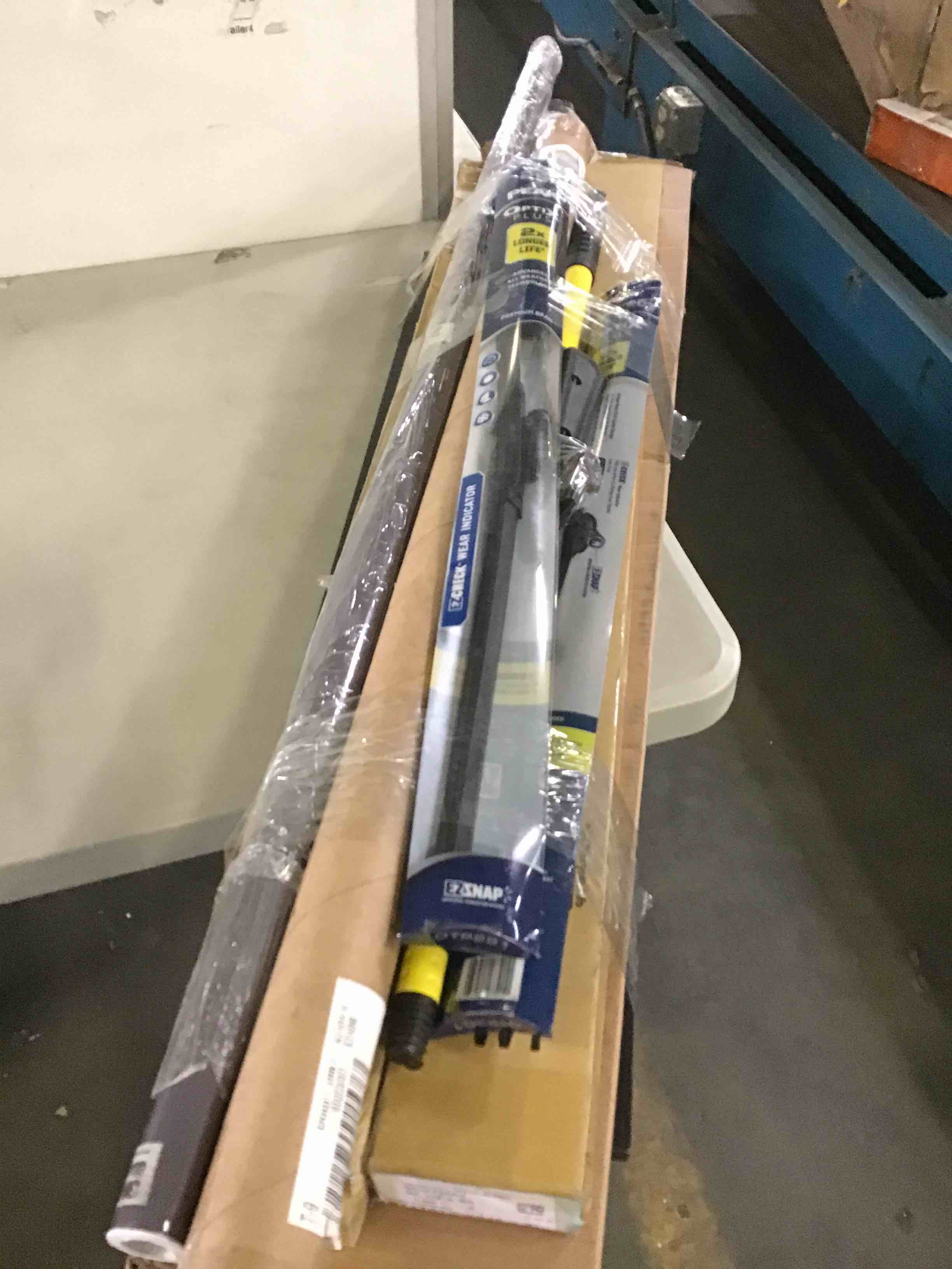 Assorted of miscellaneous of umbrella, Windshield, and more.