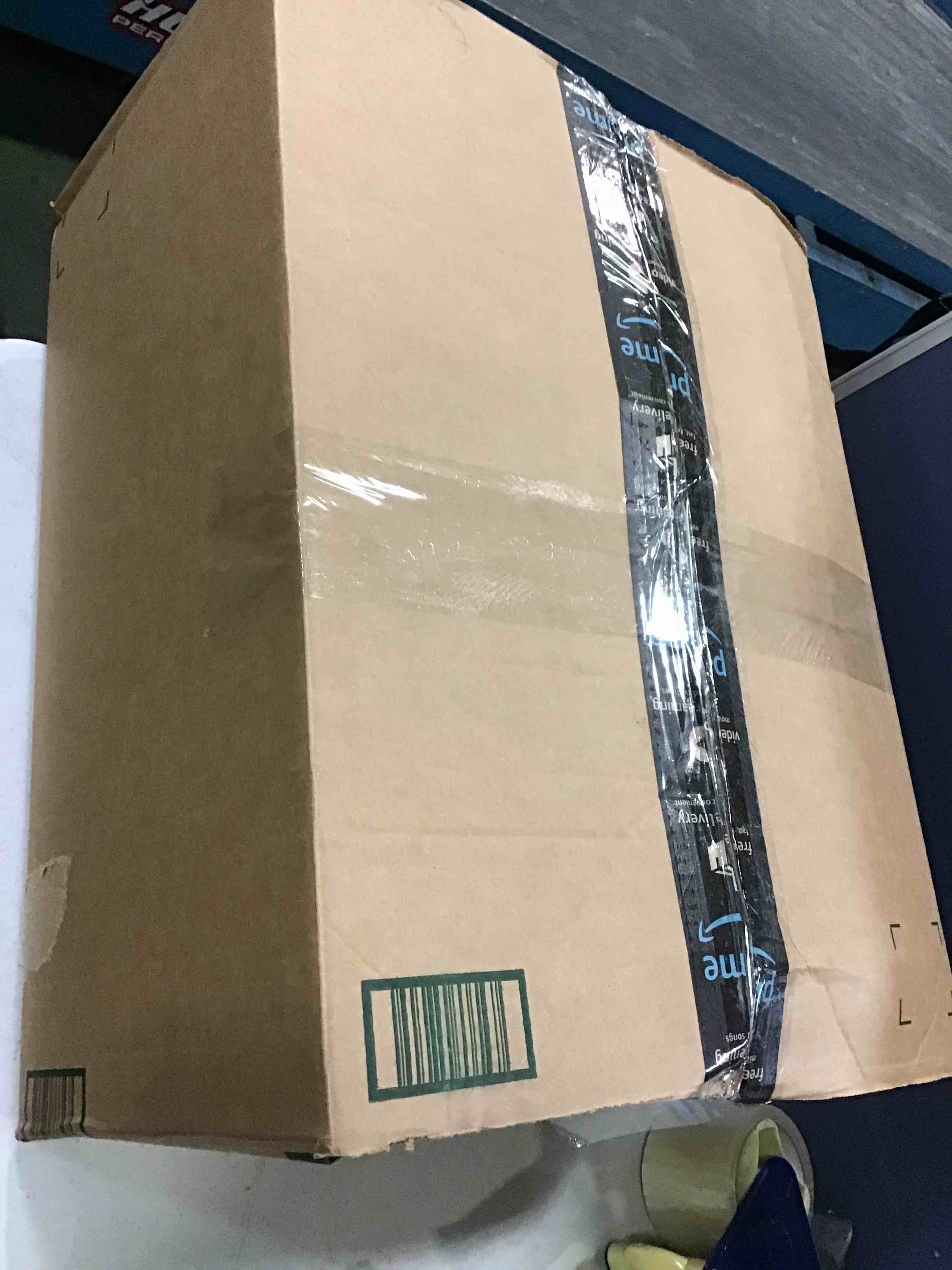 https://s3.amazonaws.com/lotting-images-prod/bidfta/YEL5276528_1688667315521.jpeg