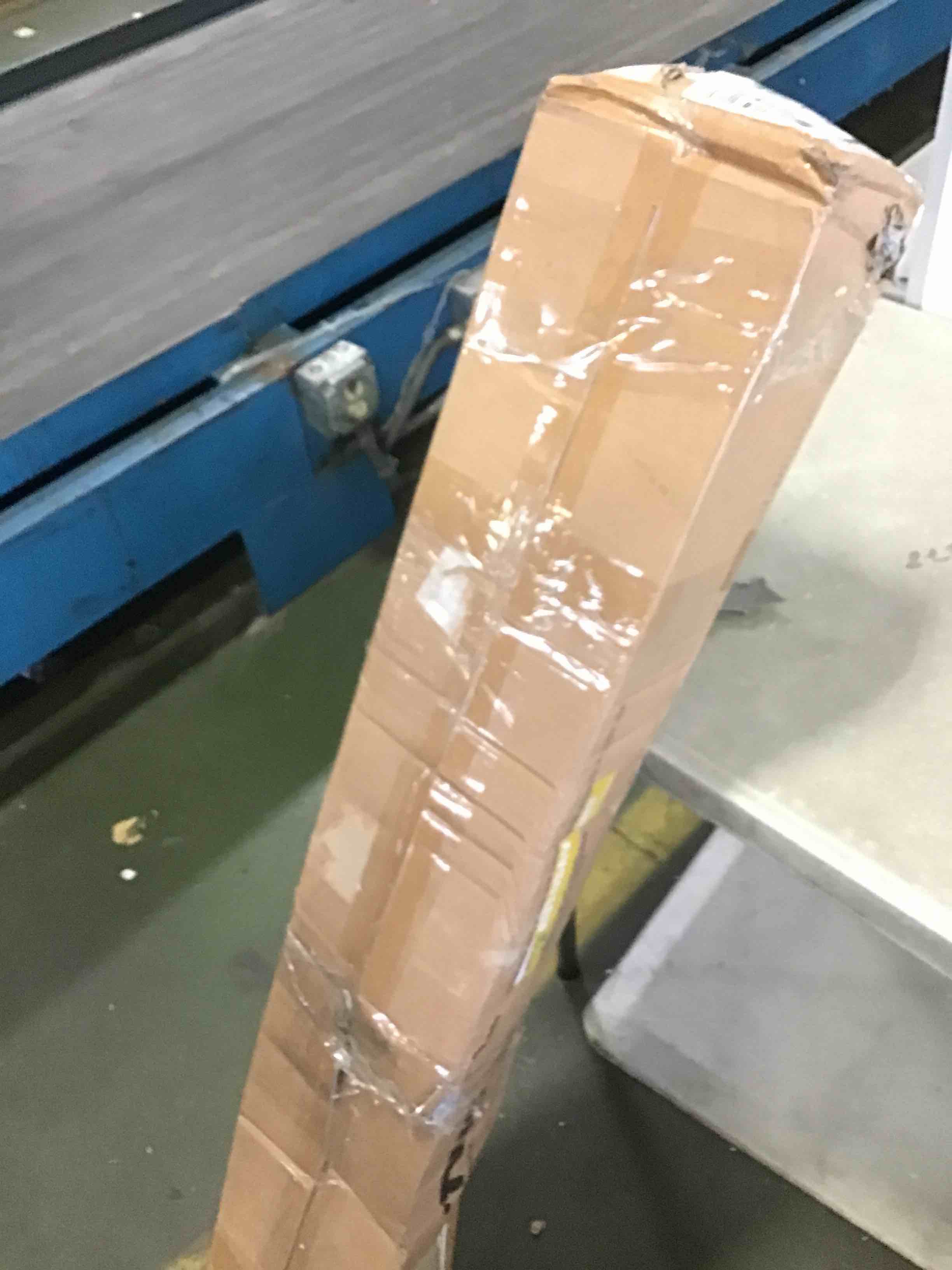 https://s3.amazonaws.com/lotting-images-prod/bidfta/YEL5276790_1688993435880.jpeg