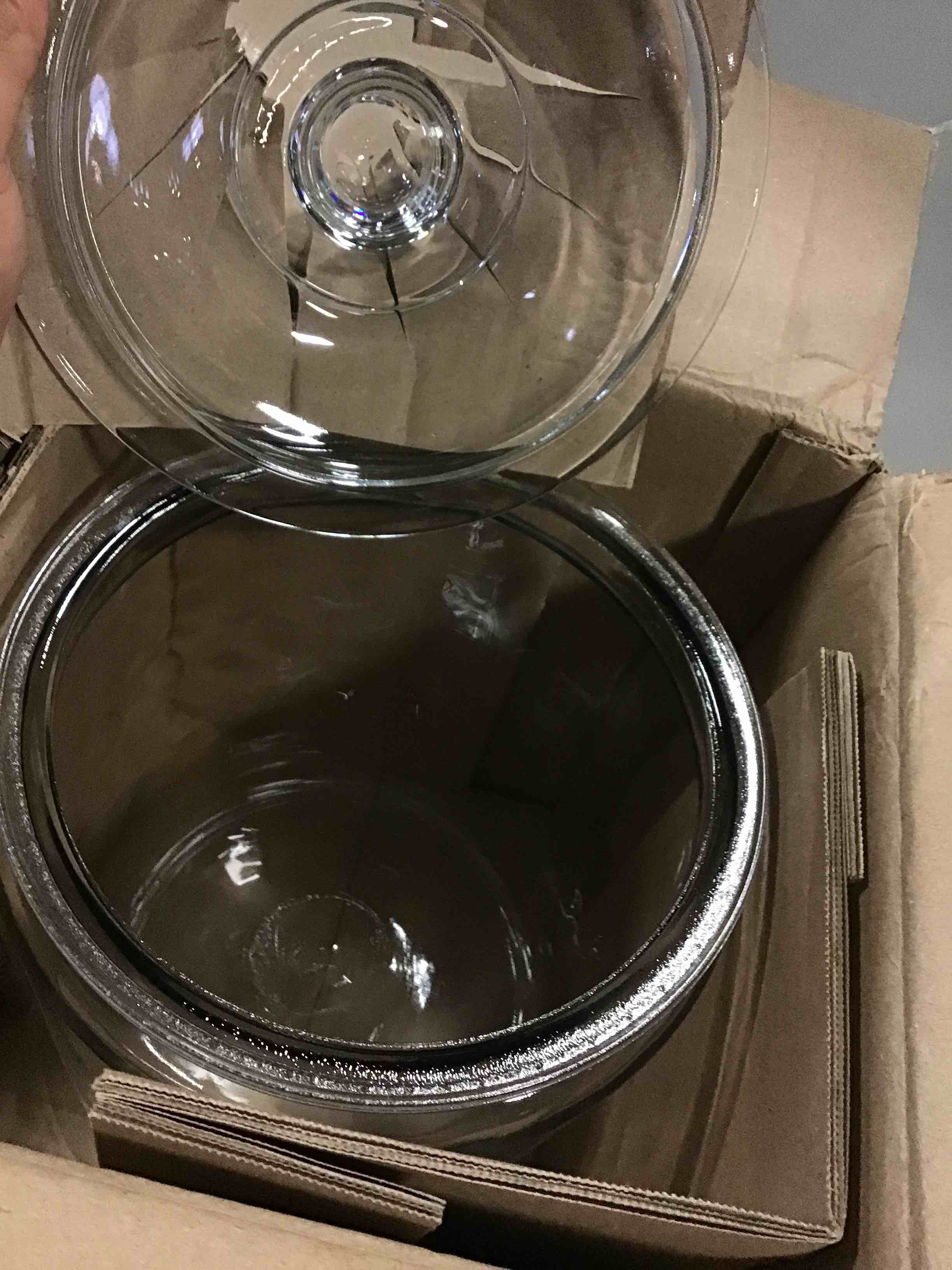 https://s3.amazonaws.com/lotting-images-prod/bidfta/YEL5277341_1689246593648.jpeg