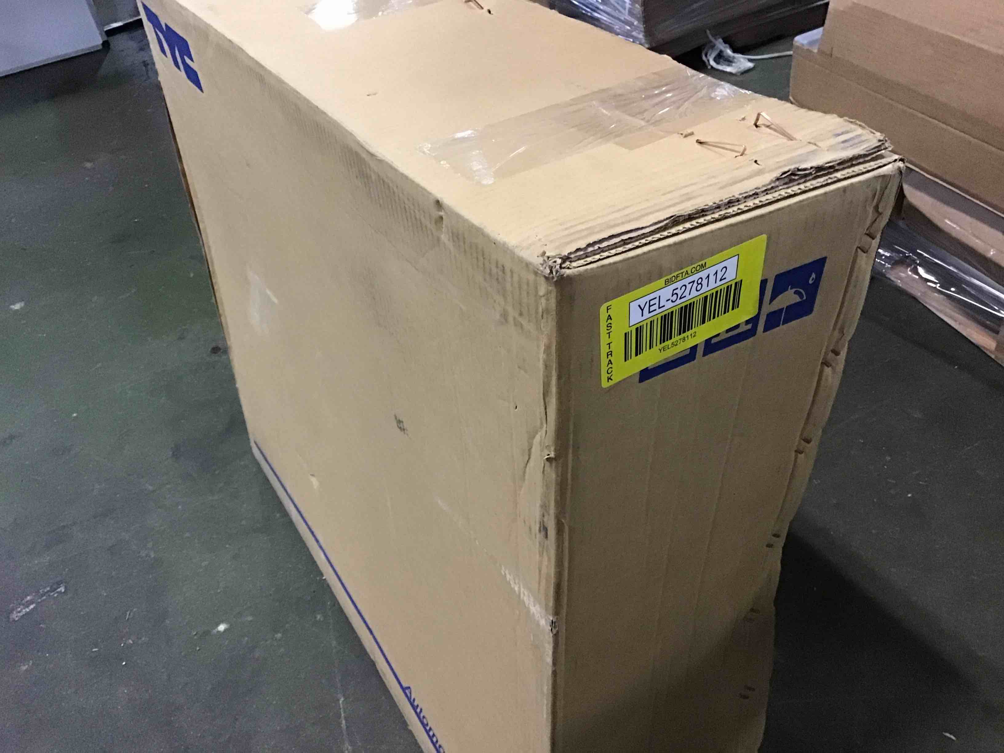 https://s3.amazonaws.com/lotting-images-prod/bidfta/YEL5278112_1689682600591.jpeg