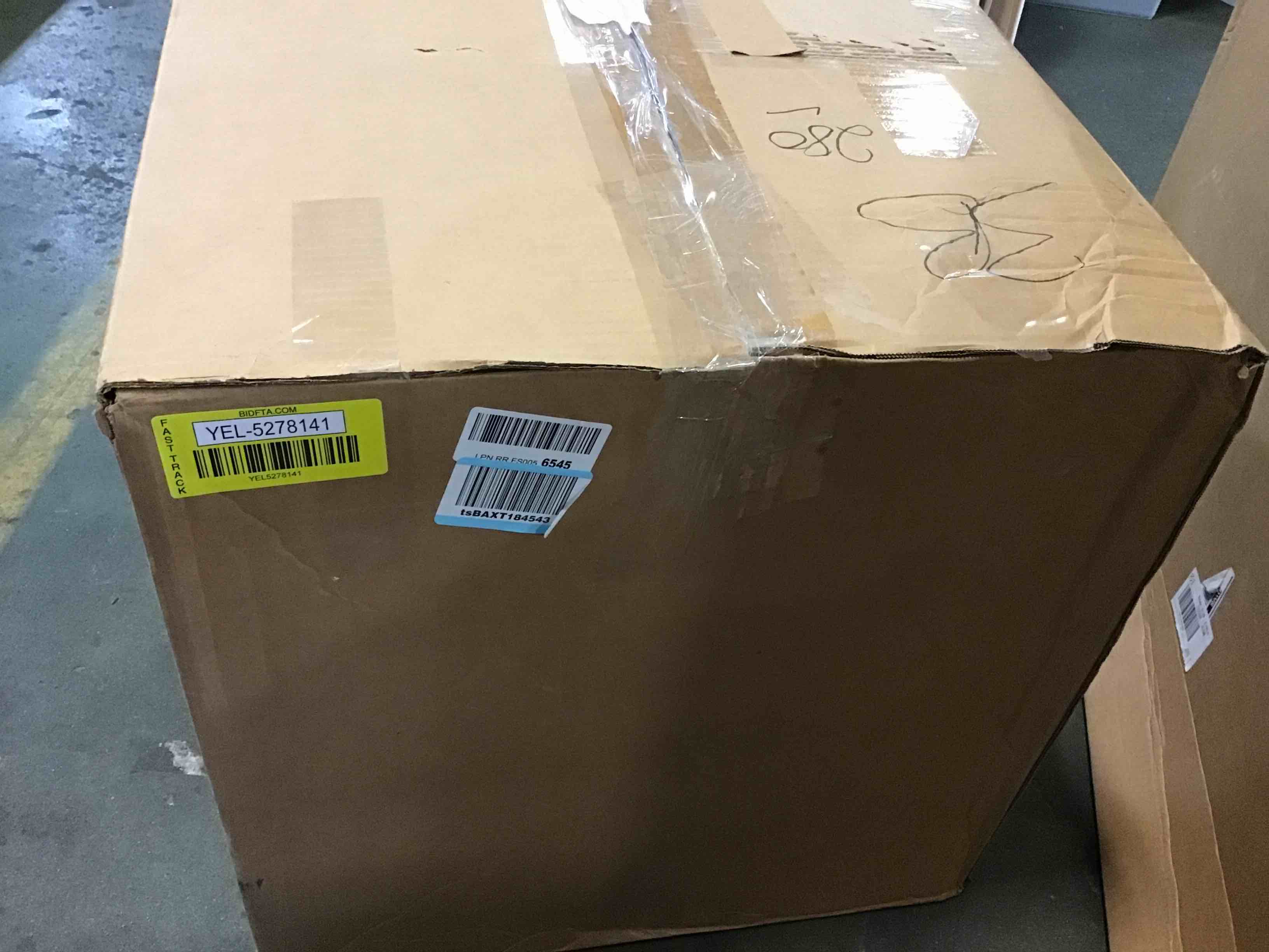https://s3.amazonaws.com/lotting-images-prod/bidfta/YEL5278141_1689686725885.jpeg