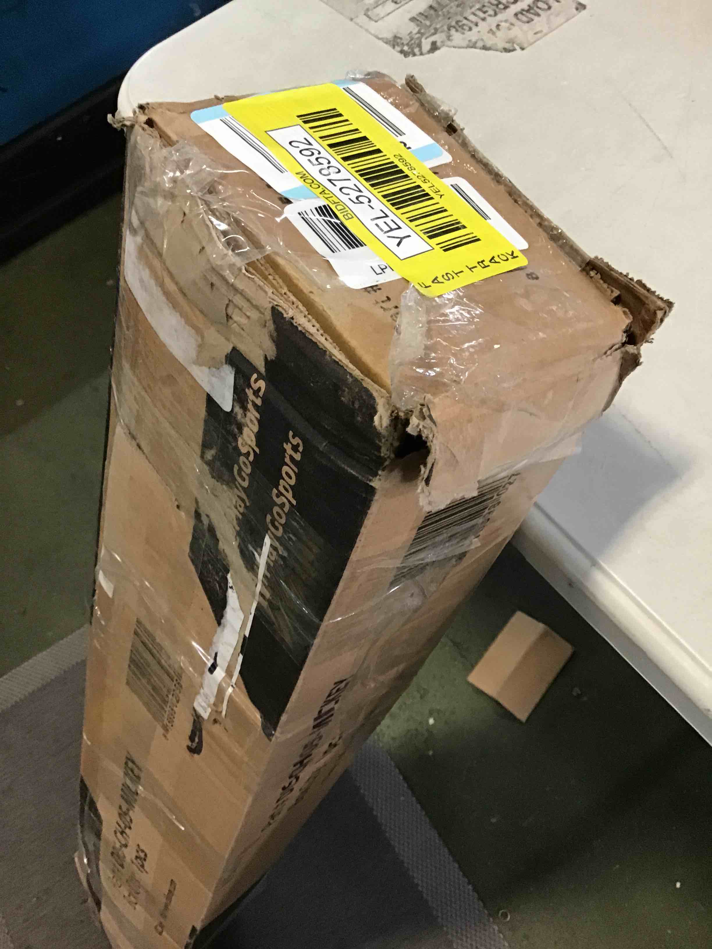 https://s3.amazonaws.com/lotting-images-prod/bidfta/YEL5278592_1689877589530.jpeg