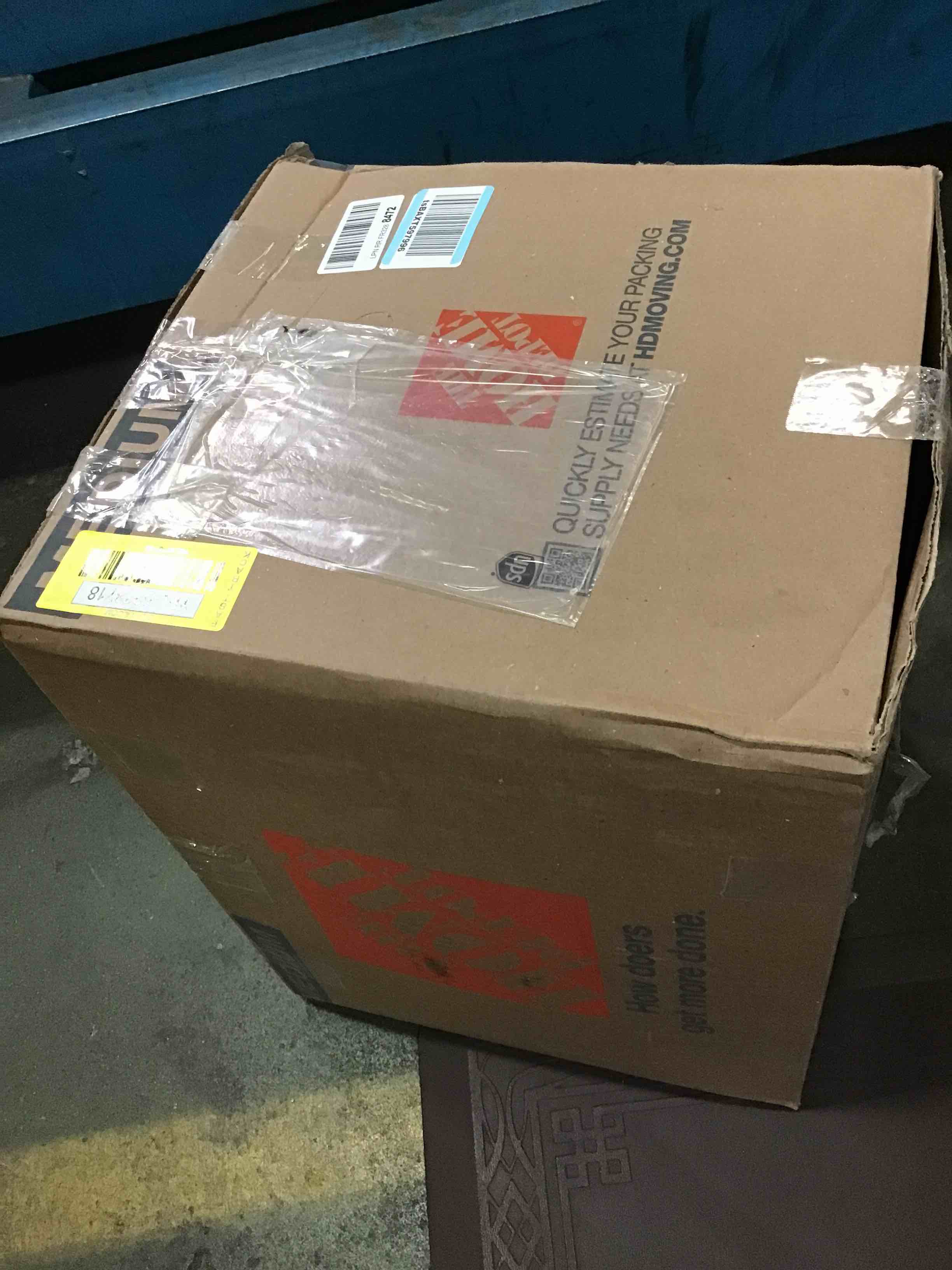 https://s3.amazonaws.com/lotting-images-prod/bidfta/YEL5278718_1689950972201.jpeg