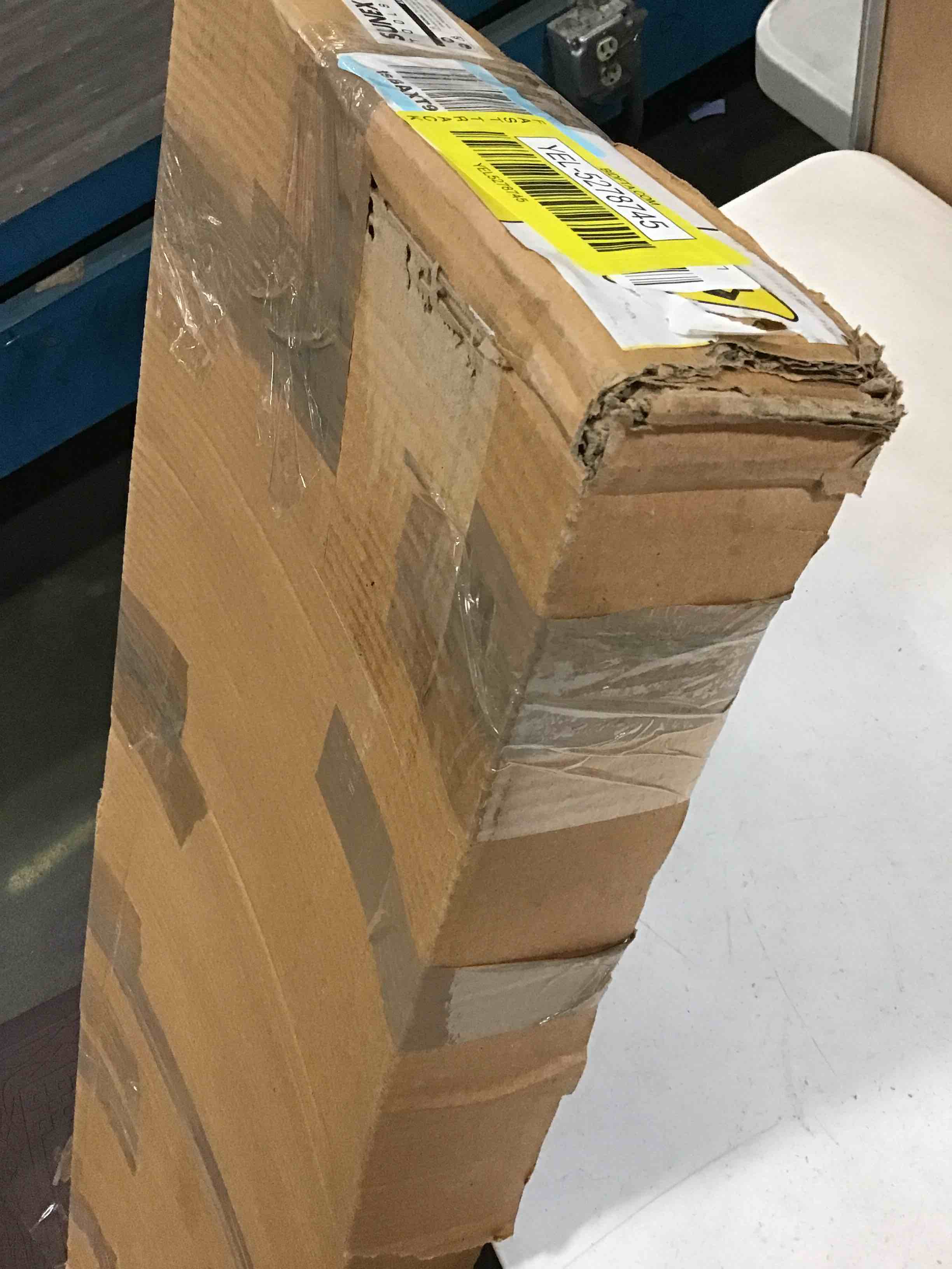 https://s3.amazonaws.com/lotting-images-prod/bidfta/YEL5278745_1689954433258.jpeg