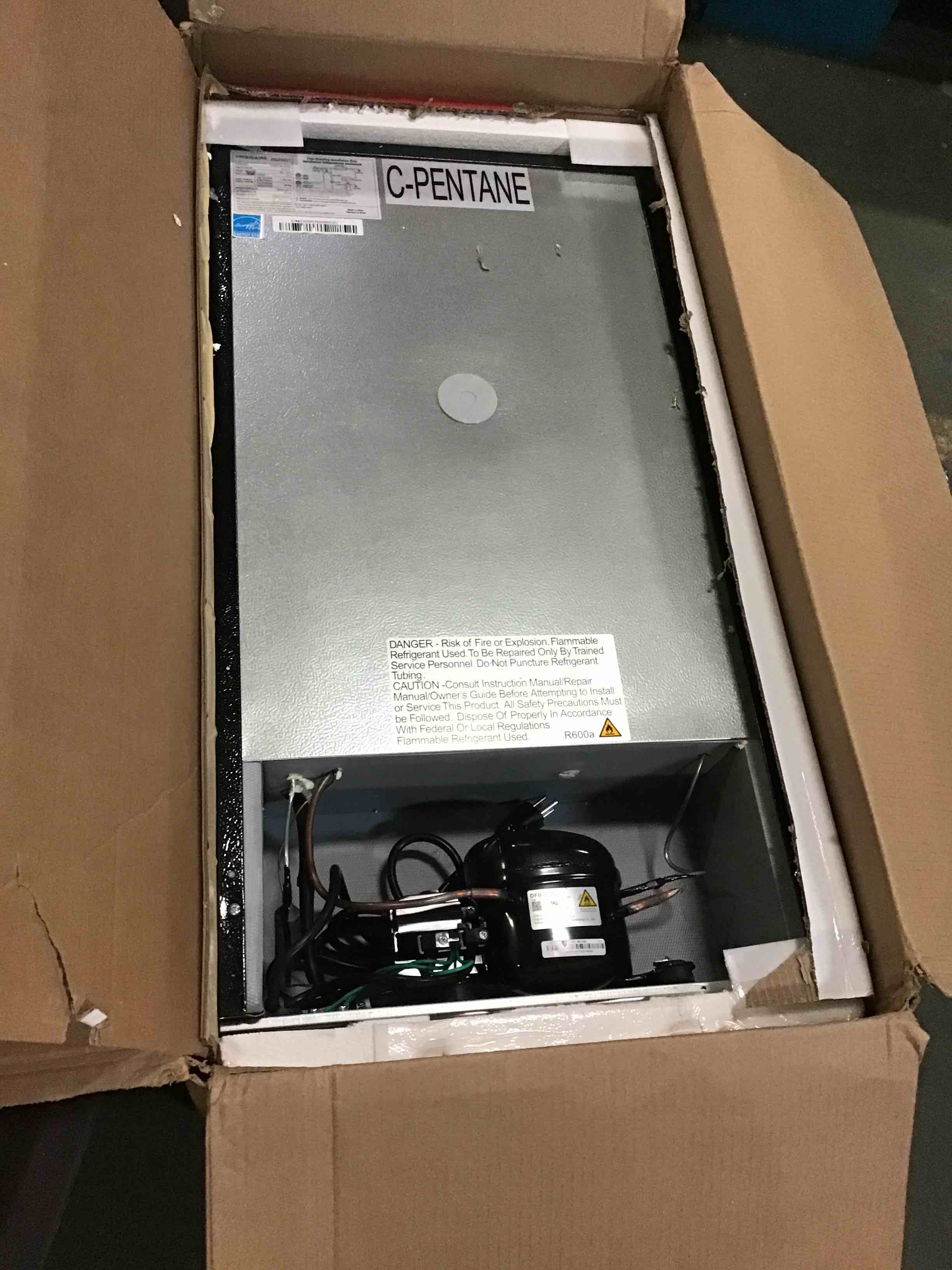 https://s3.amazonaws.com/lotting-images-prod/bidfta/YEL5278866_1690025483634.jpeg