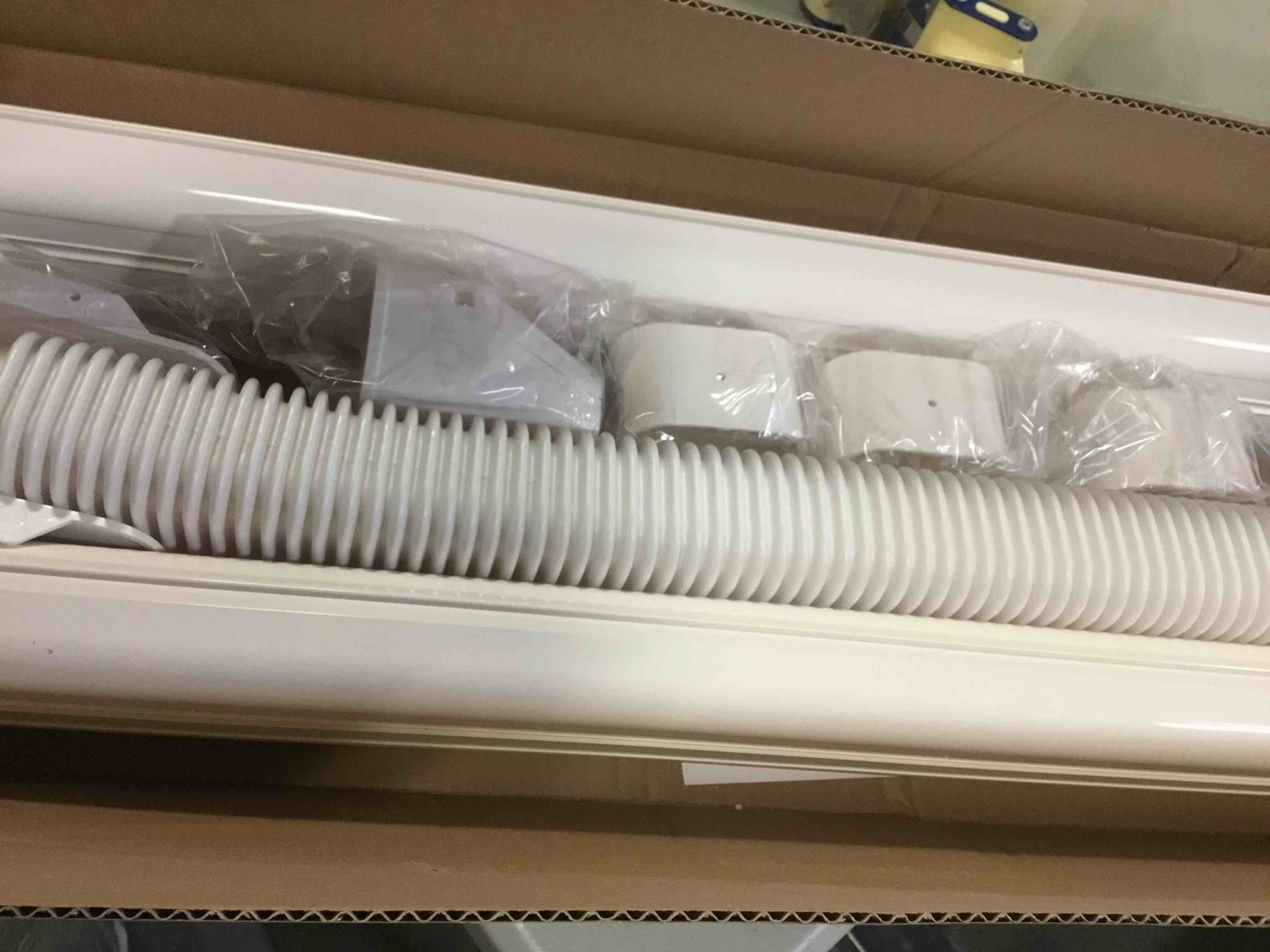 https://s3.amazonaws.com/lotting-images-prod/bidfta/YEL5280889_1688390128999.jpeg
