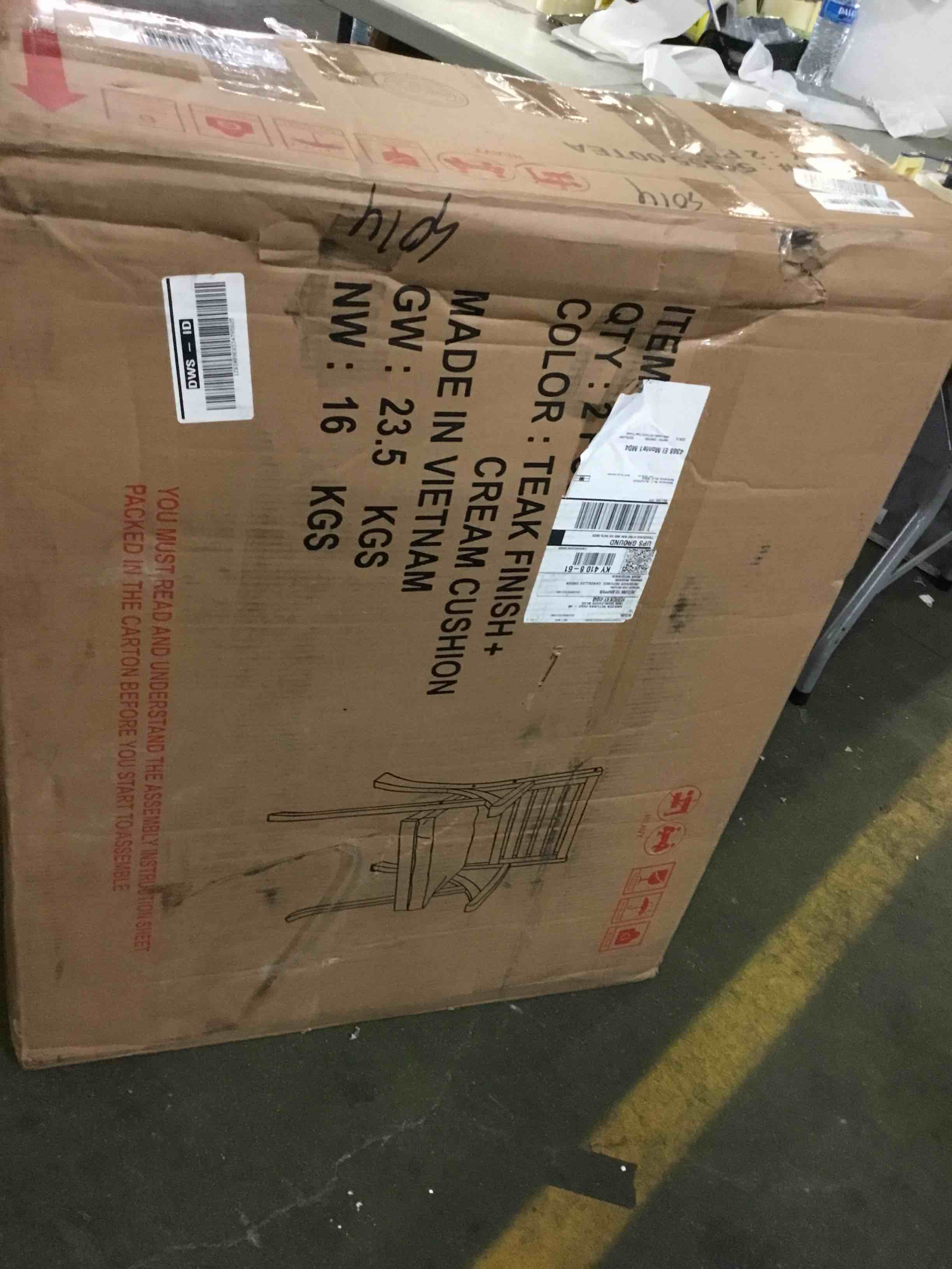 https://s3.amazonaws.com/lotting-images-prod/bidfta/YEL5281475_1688645511077.jpeg