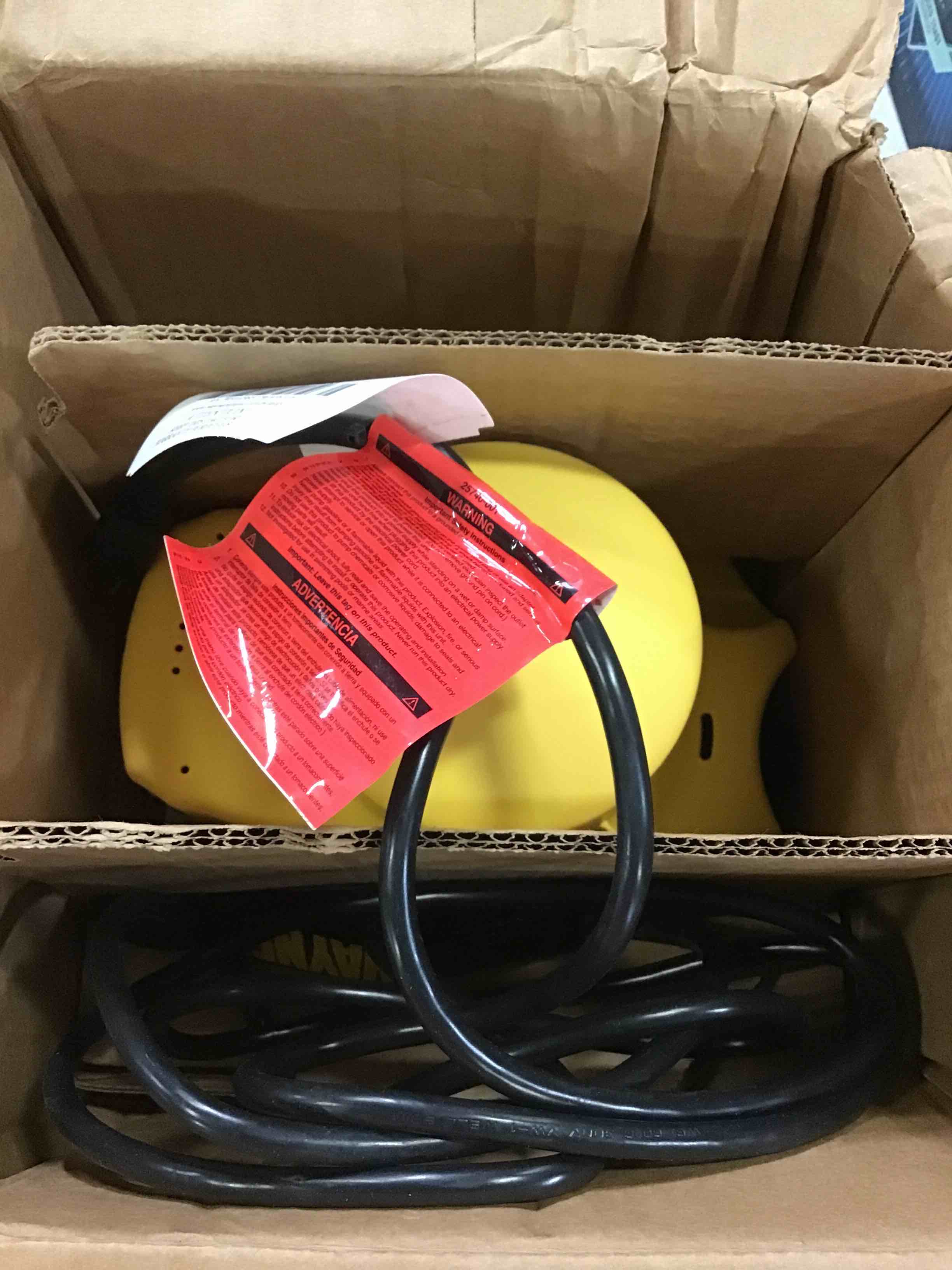 https://s3.amazonaws.com/lotting-images-prod/bidfta/YEL5284725_1689362499340.jpeg