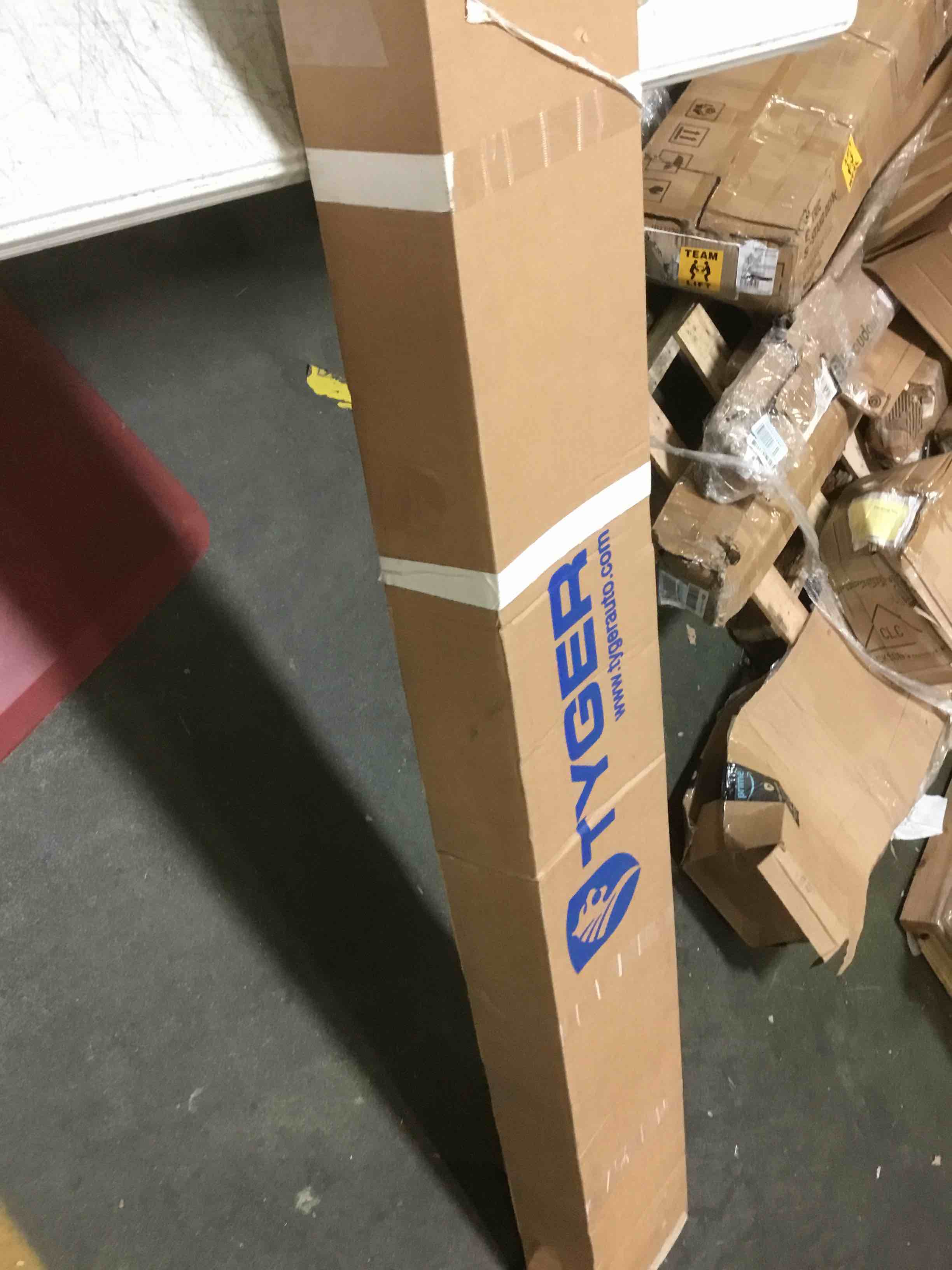 https://s3.amazonaws.com/lotting-images-prod/bidfta/YEL5285984_1689769830272.jpeg