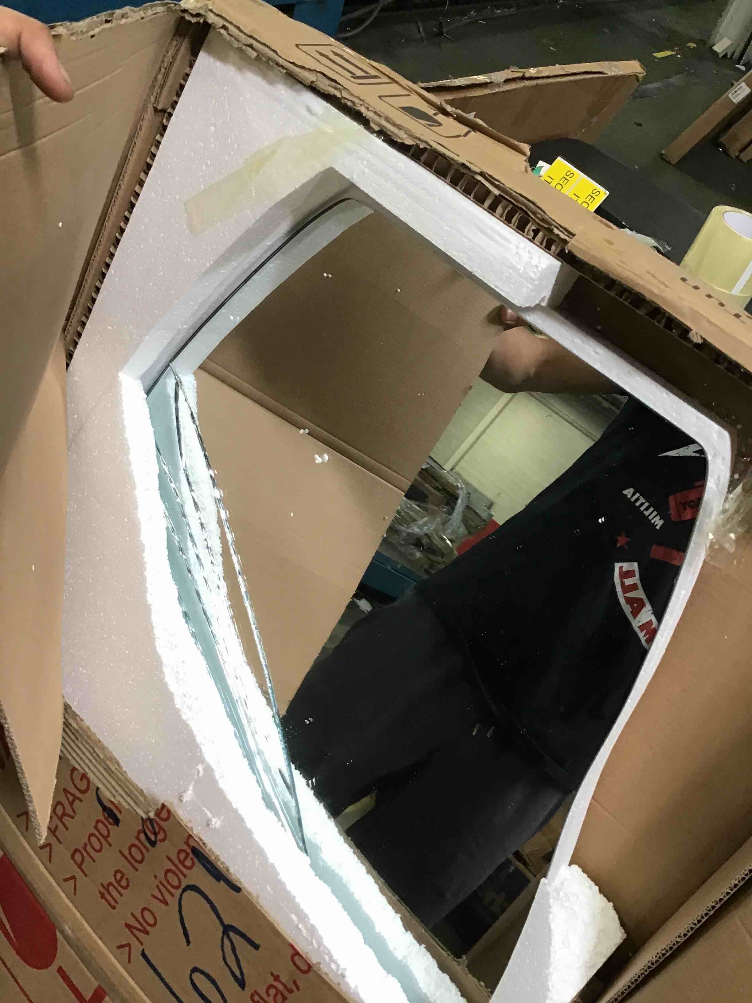 https://s3.amazonaws.com/lotting-images-prod/bidfta/YEL5287797_1689788461928.jpeg