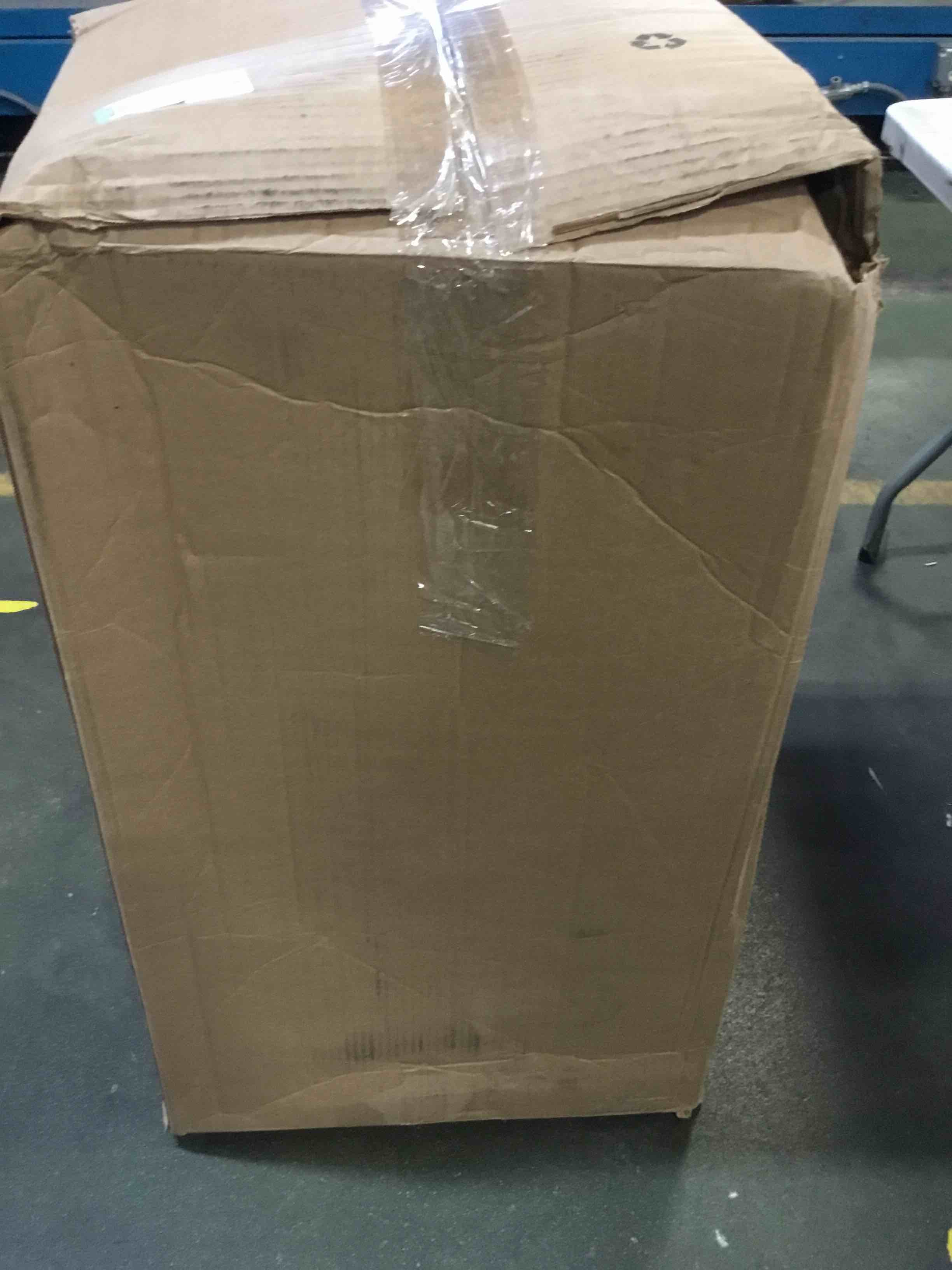 https://s3.amazonaws.com/lotting-images-prod/bidfta/YEL5289309_1689336564910.jpeg