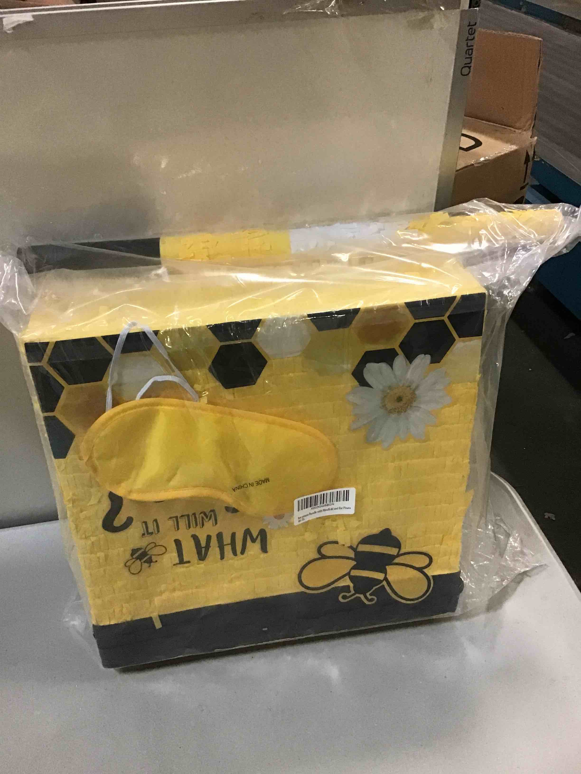 https://s3.amazonaws.com/lotting-images-prod/bidfta/YEL5294310_1687878829907.jpeg