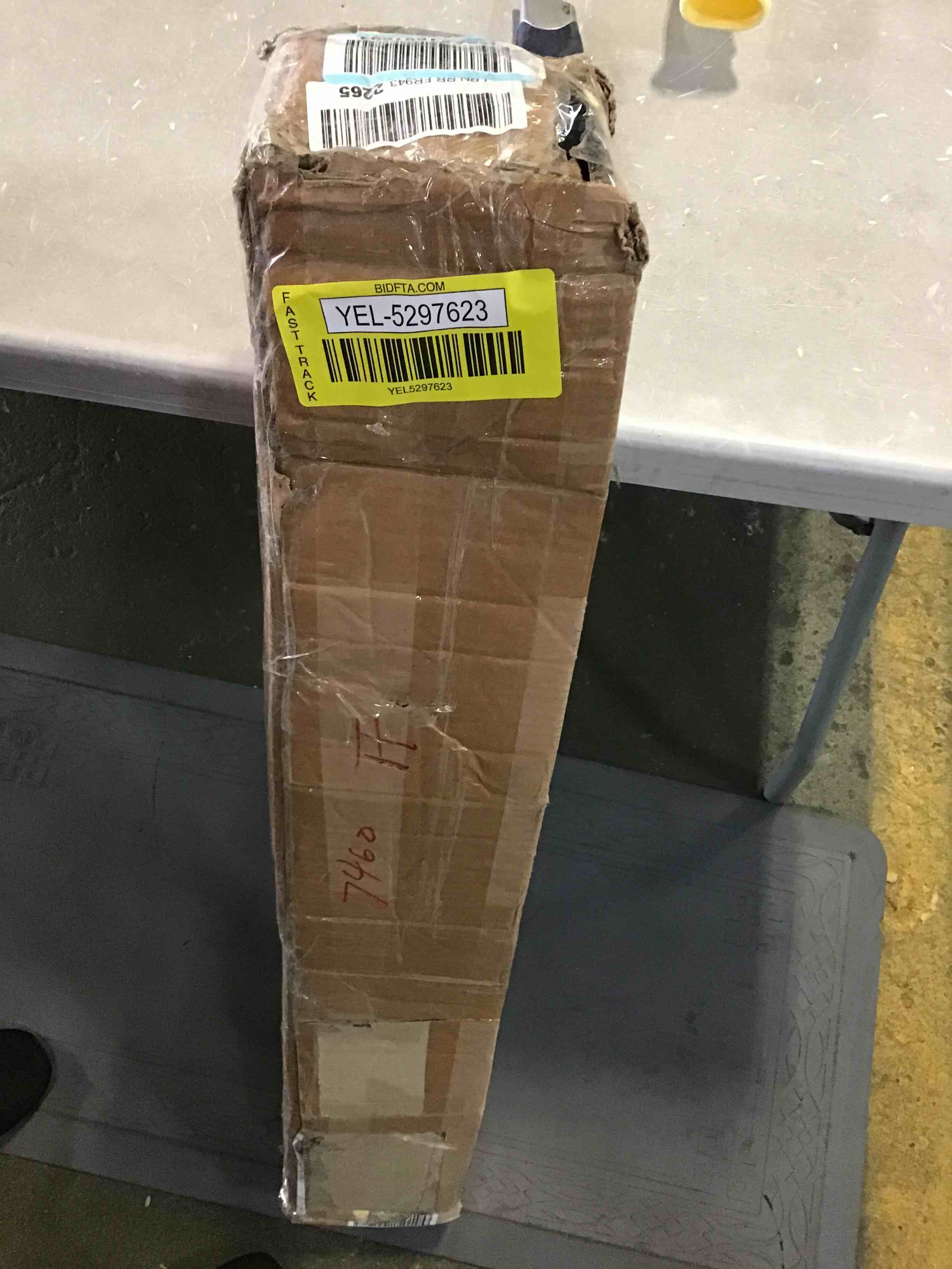 https://s3.amazonaws.com/lotting-images-prod/bidfta/YEL5297623_1689969429418.jpeg
