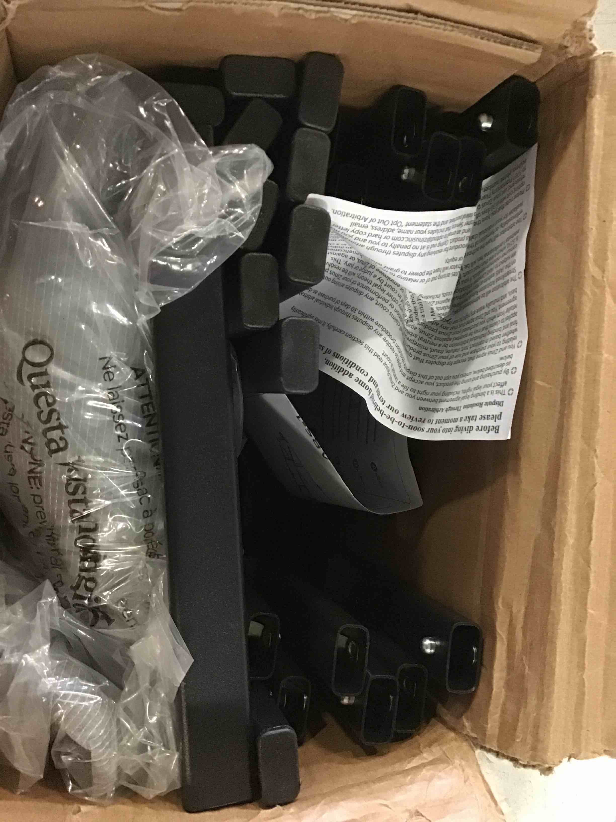 https://s3.amazonaws.com/lotting-images-prod/bidfta/YEL5298075_1690401834372.jpeg