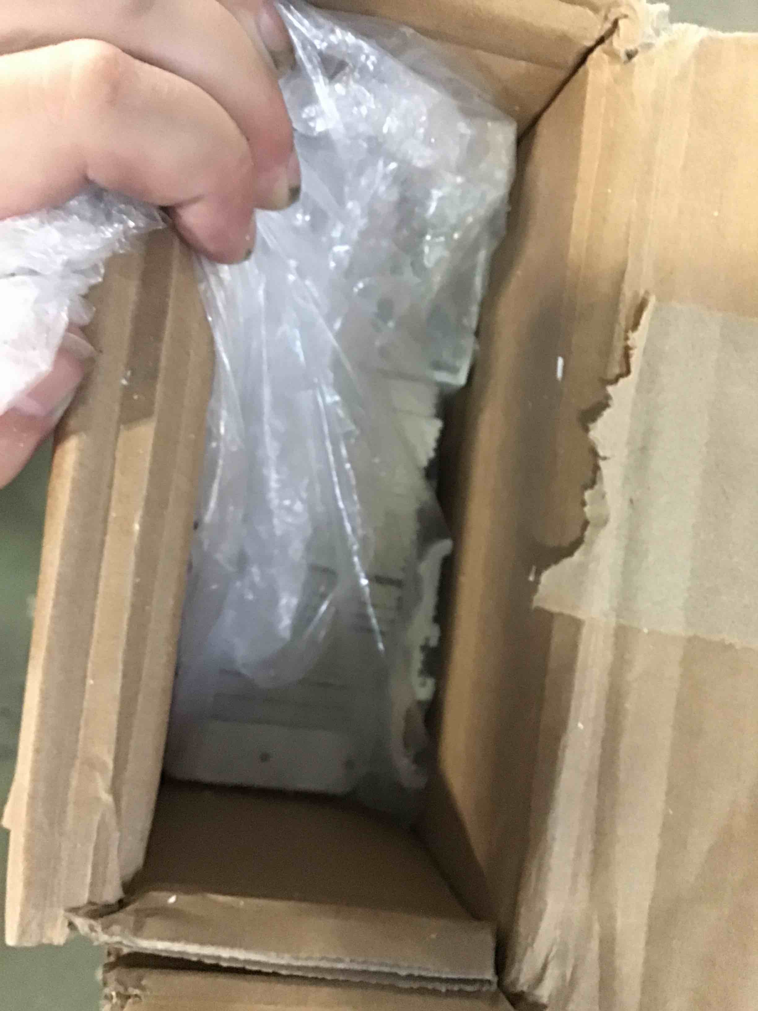 https://s3.amazonaws.com/lotting-images-prod/bidfta/YEL5298215_1690548367091.jpeg