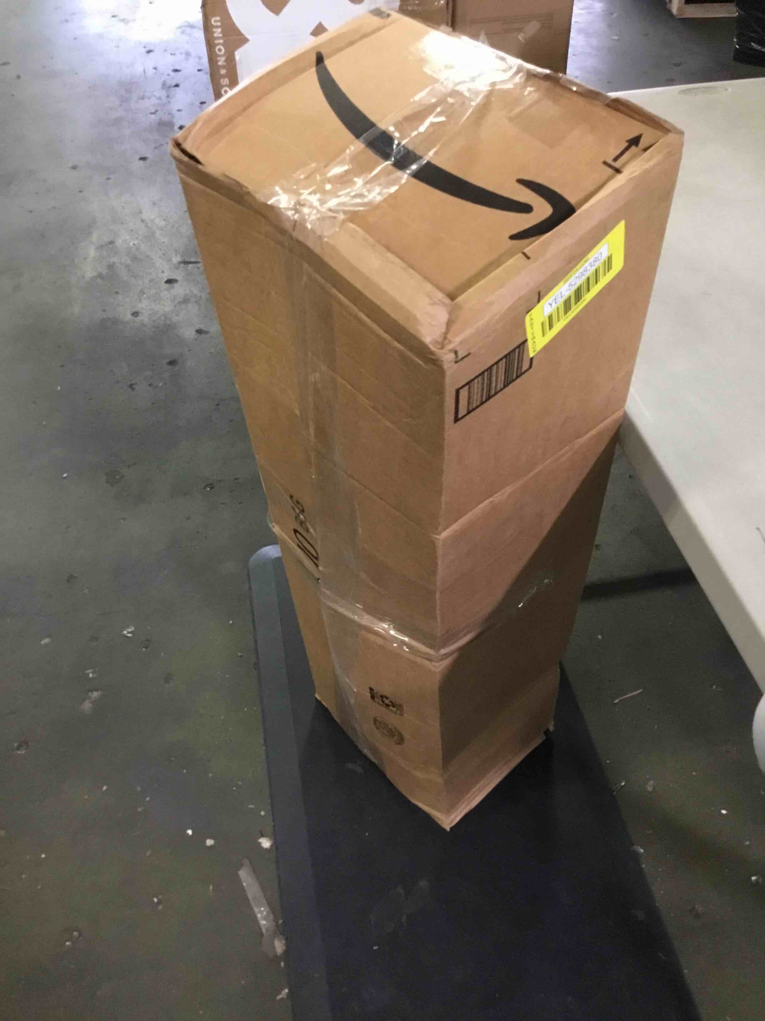 https://s3.amazonaws.com/lotting-images-prod/bidfta/YEL5298380_1690817851964.jpeg
