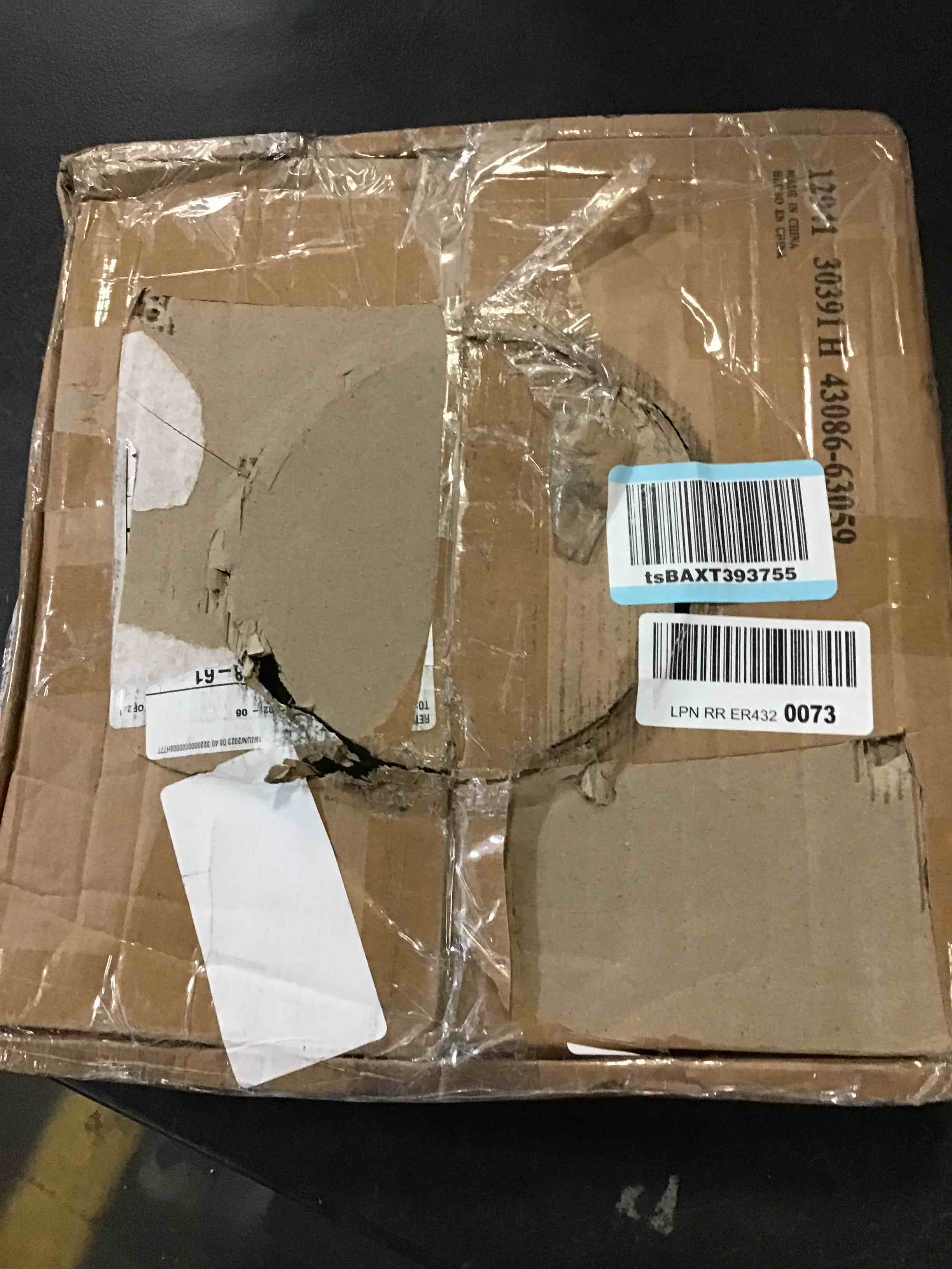 https://s3.amazonaws.com/lotting-images-prod/bidfta/YEL5299210_1688061469396.jpeg