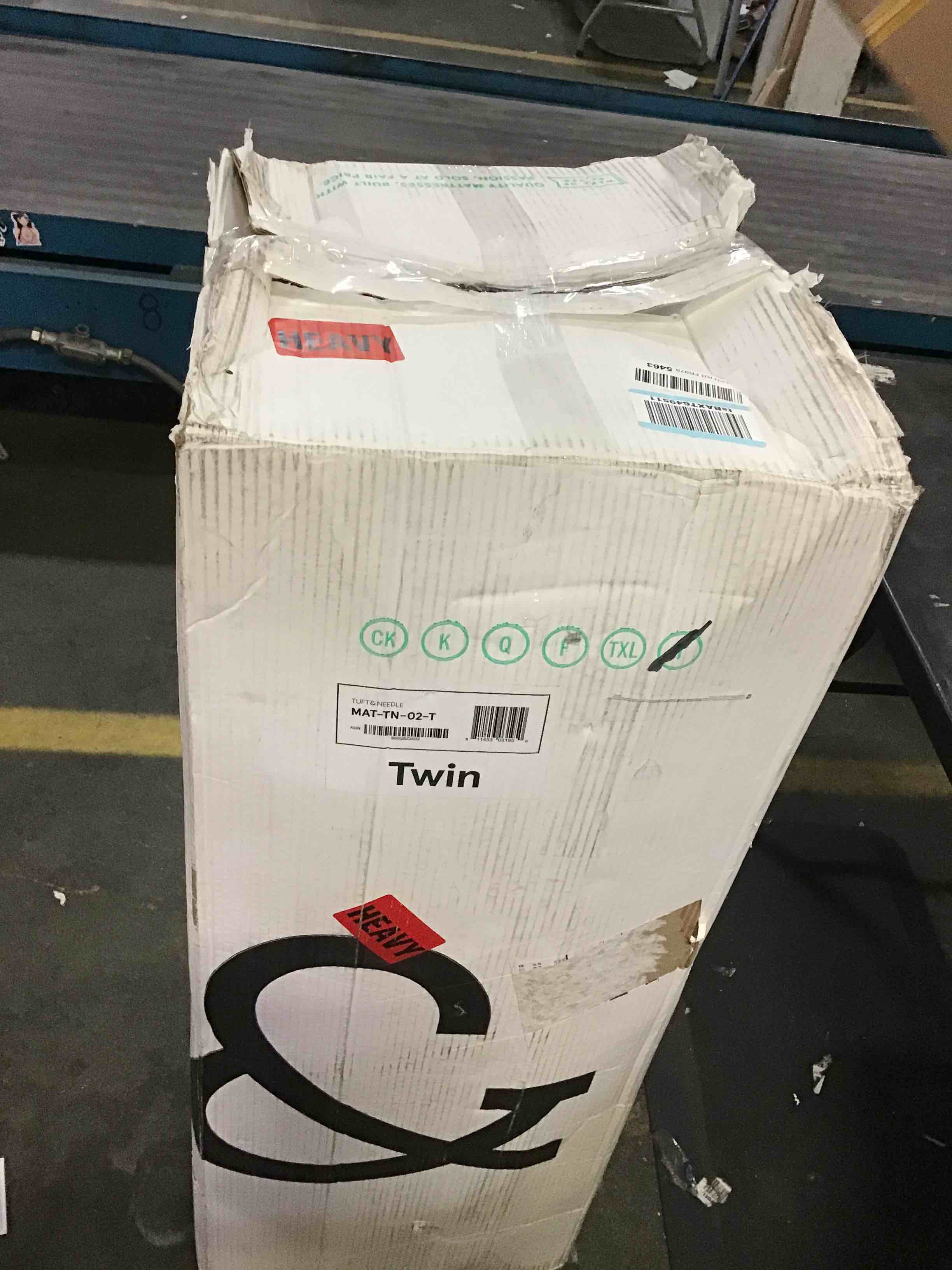 https://s3.amazonaws.com/lotting-images-prod/bidfta/YEL5299424_1688149038950.jpeg