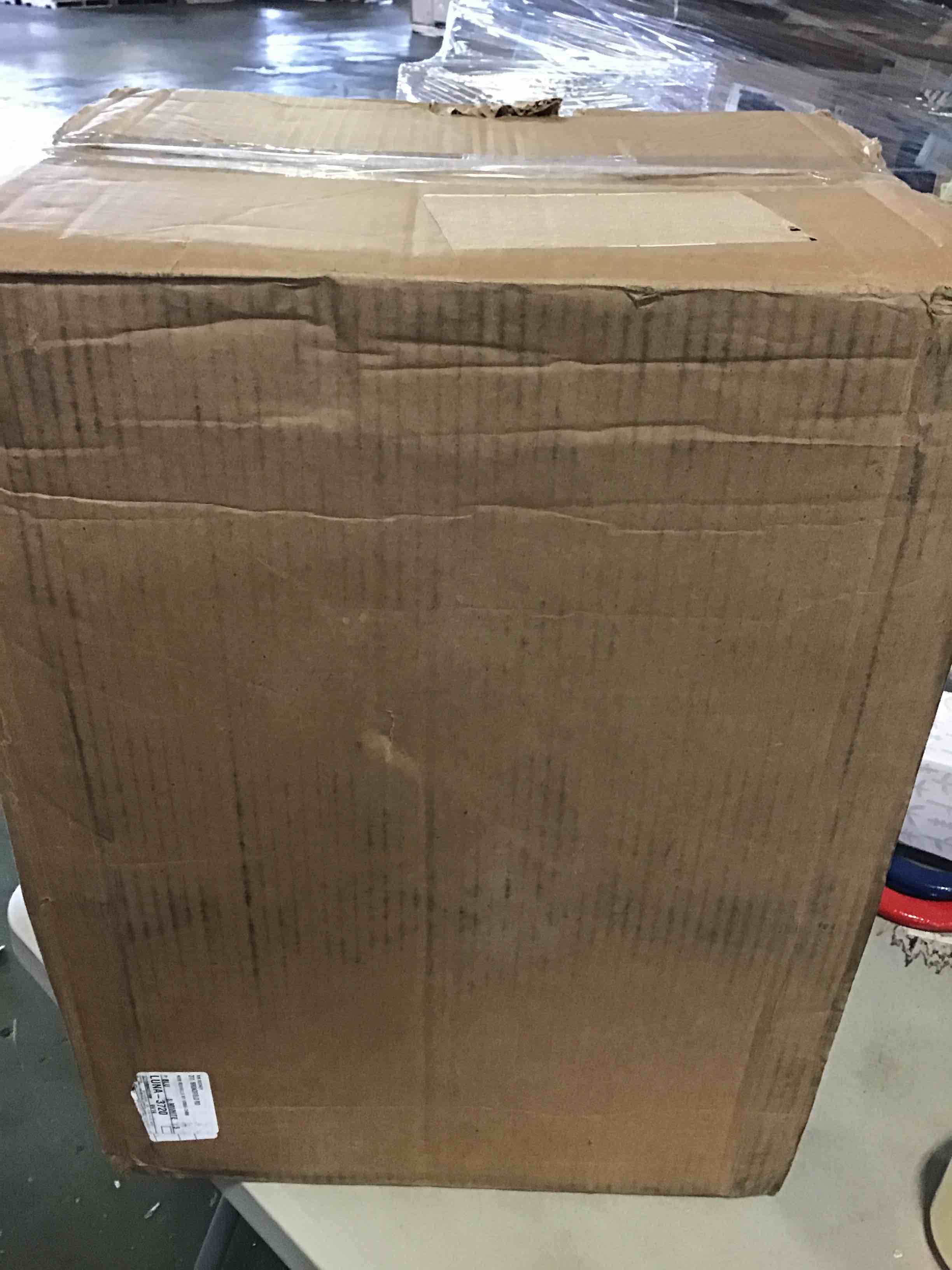 https://s3.amazonaws.com/lotting-images-prod/bidfta/YEL5299742_1688570525731.jpeg