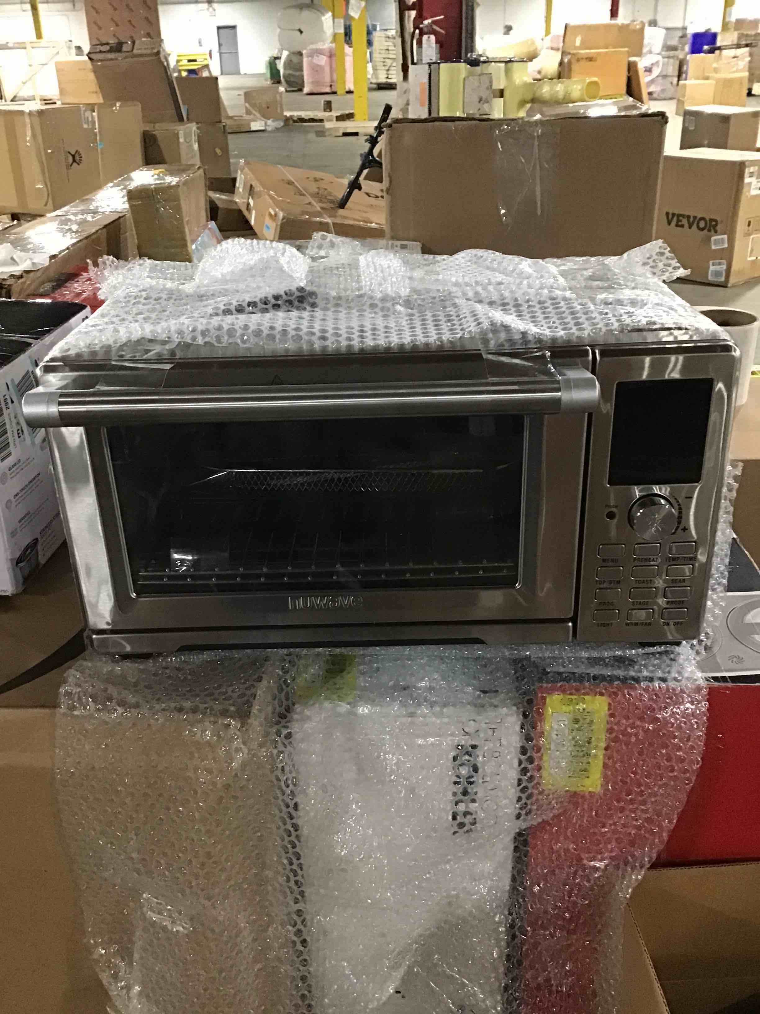 https://s3.amazonaws.com/lotting-images-prod/bidfta/YEL5301438_1700246205464.jpeg