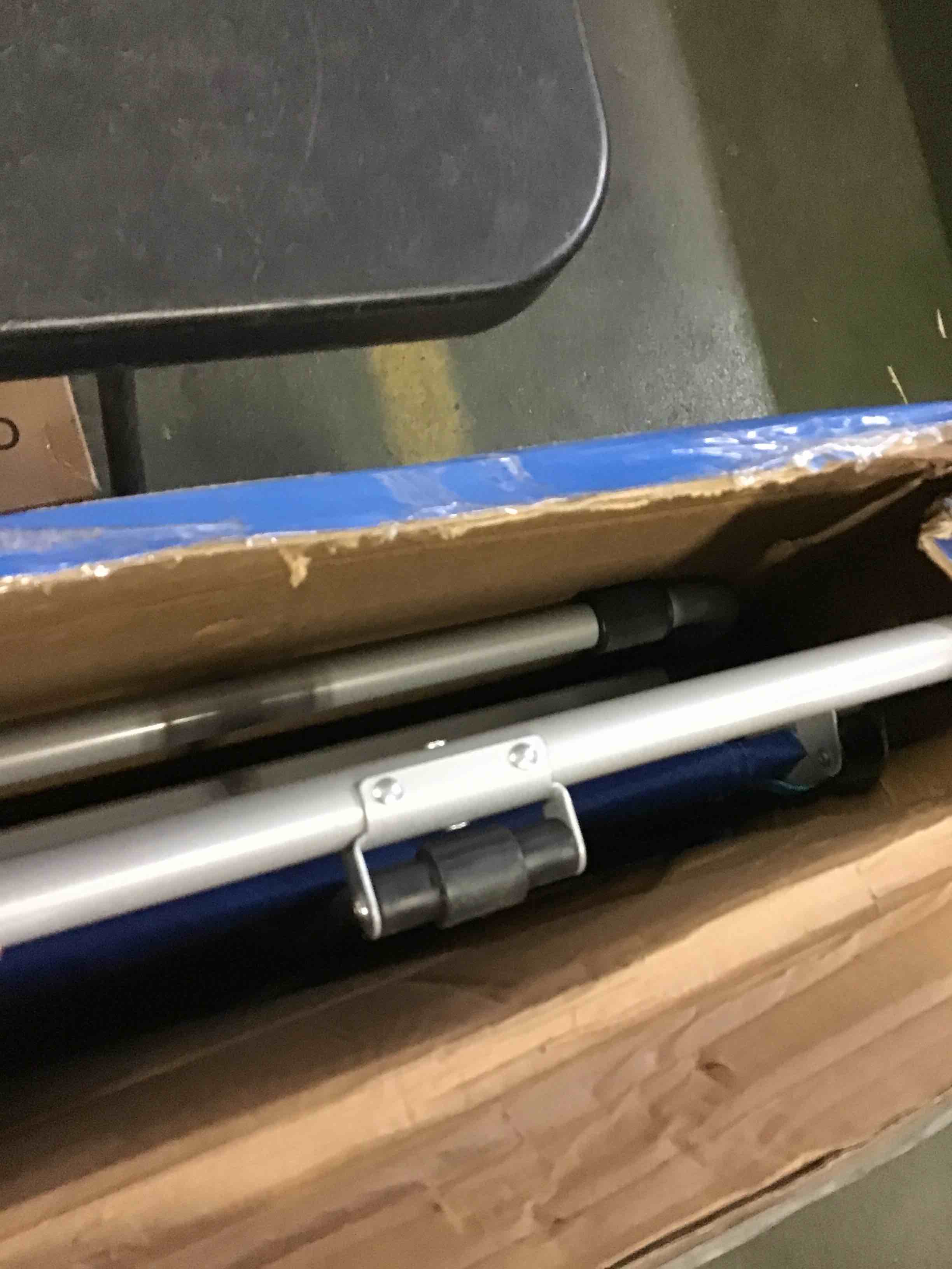 https://s3.amazonaws.com/lotting-images-prod/bidfta/YEL5301581_1689340701407.jpeg