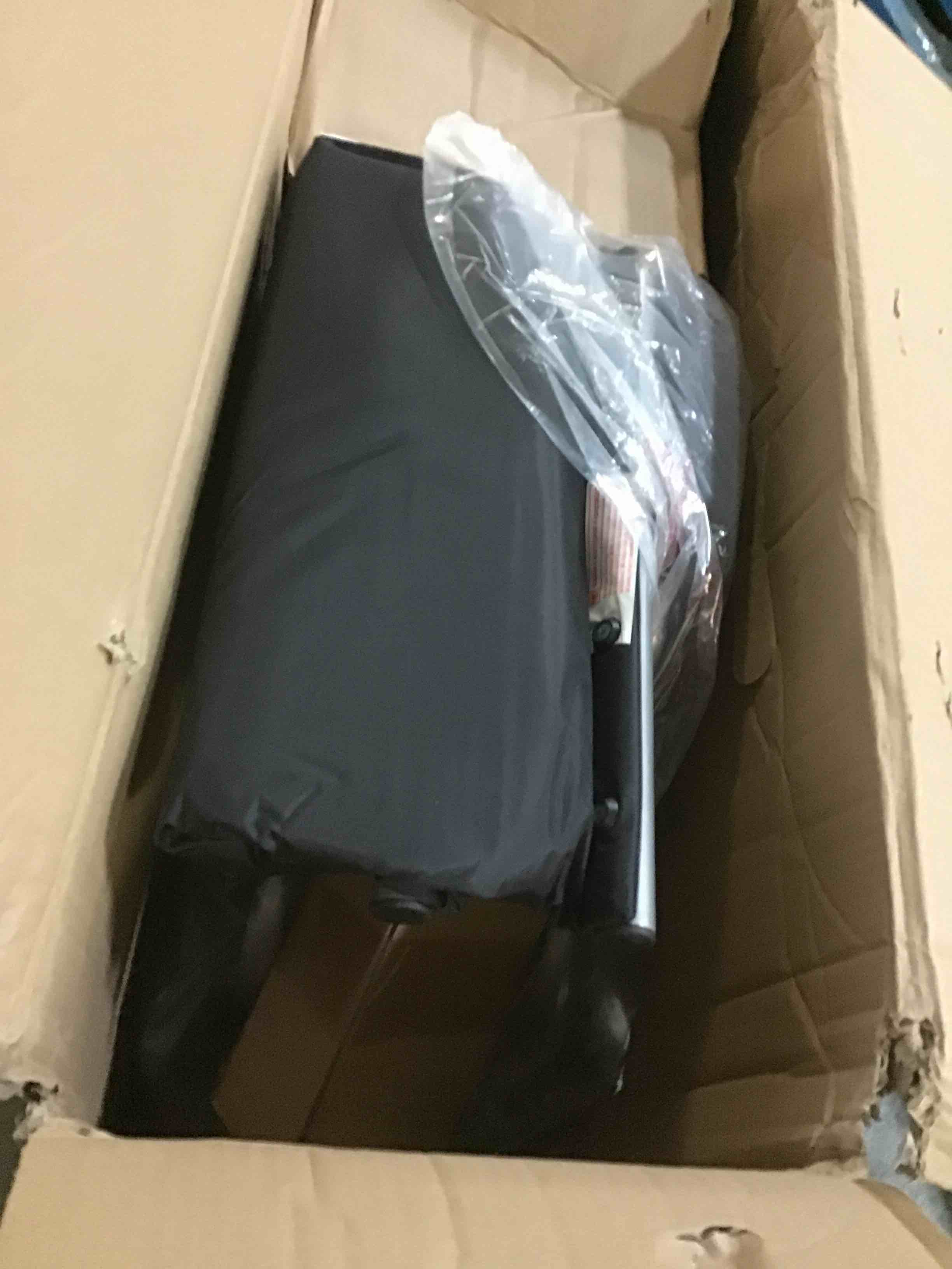 https://s3.amazonaws.com/lotting-images-prod/bidfta/YEL5302341_1689774373112.jpeg