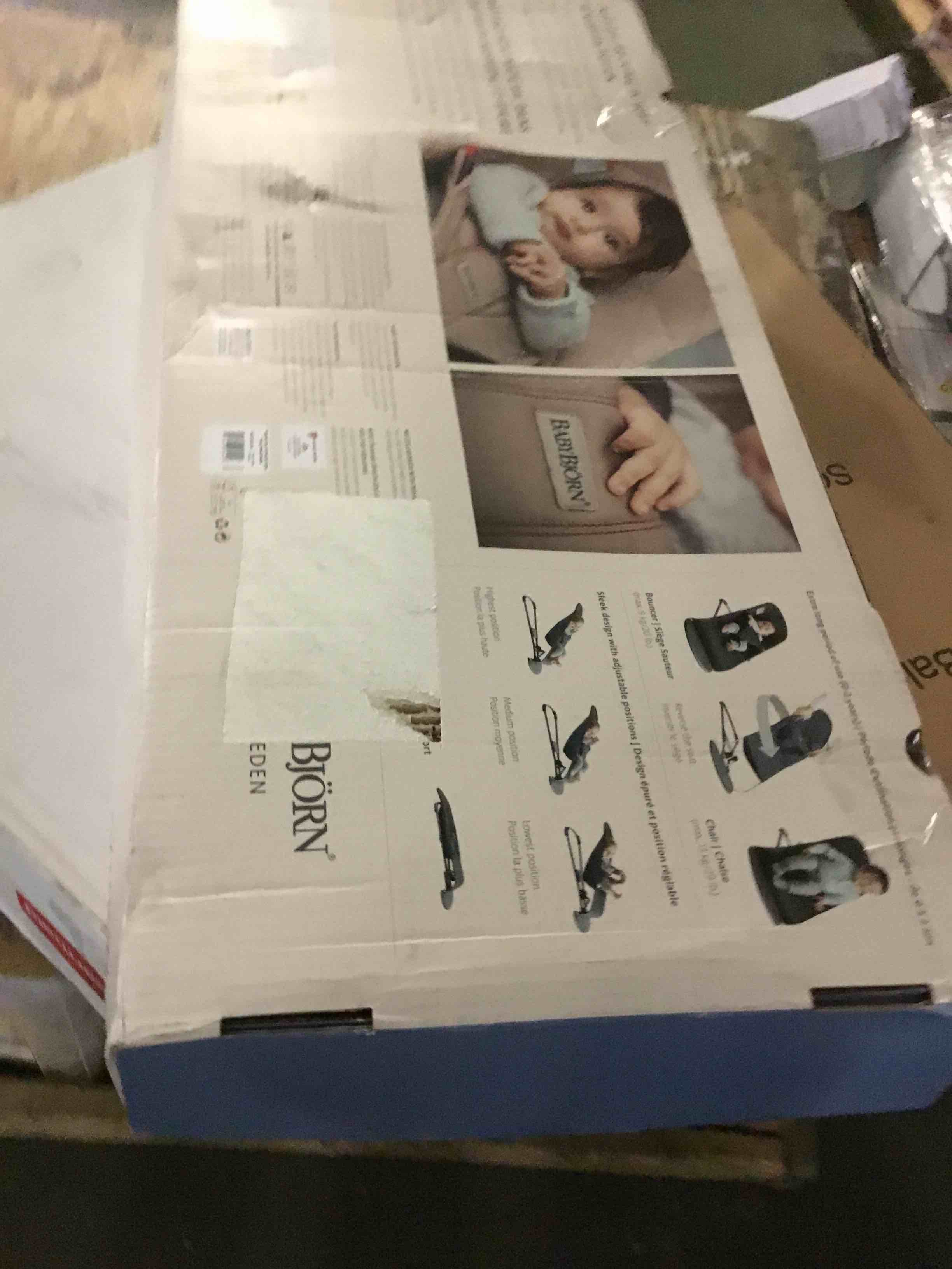 https://s3.amazonaws.com/lotting-images-prod/bidfta/YEL5303061_1690209911672.jpeg