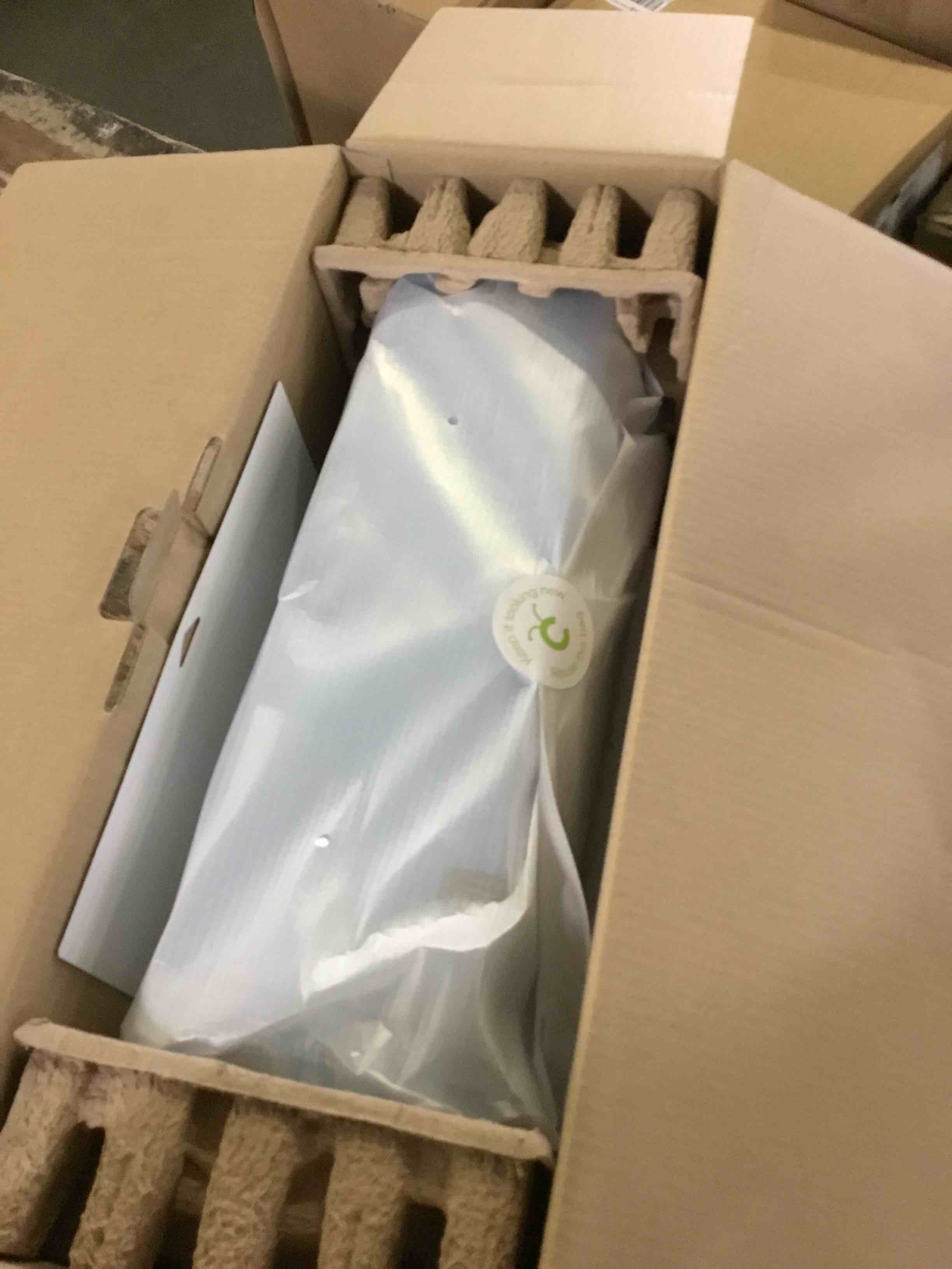 https://s3.amazonaws.com/lotting-images-prod/bidfta/YEL5303131_1690220387712.jpeg
