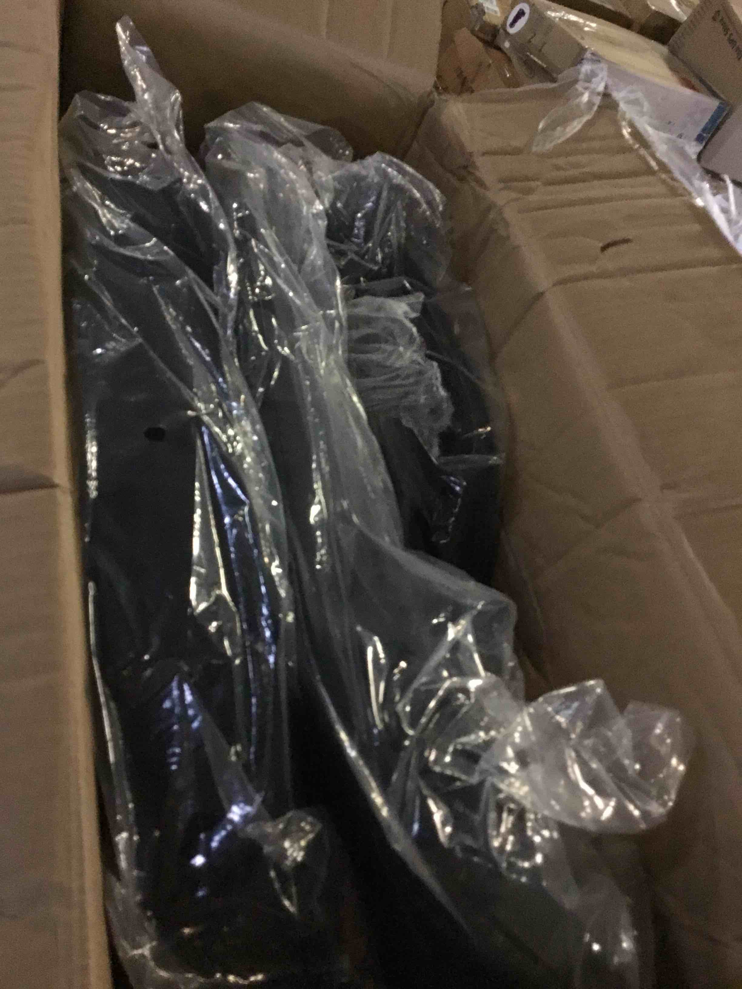https://s3.amazonaws.com/lotting-images-prod/bidfta/YEL5304038_1690816466767.jpeg