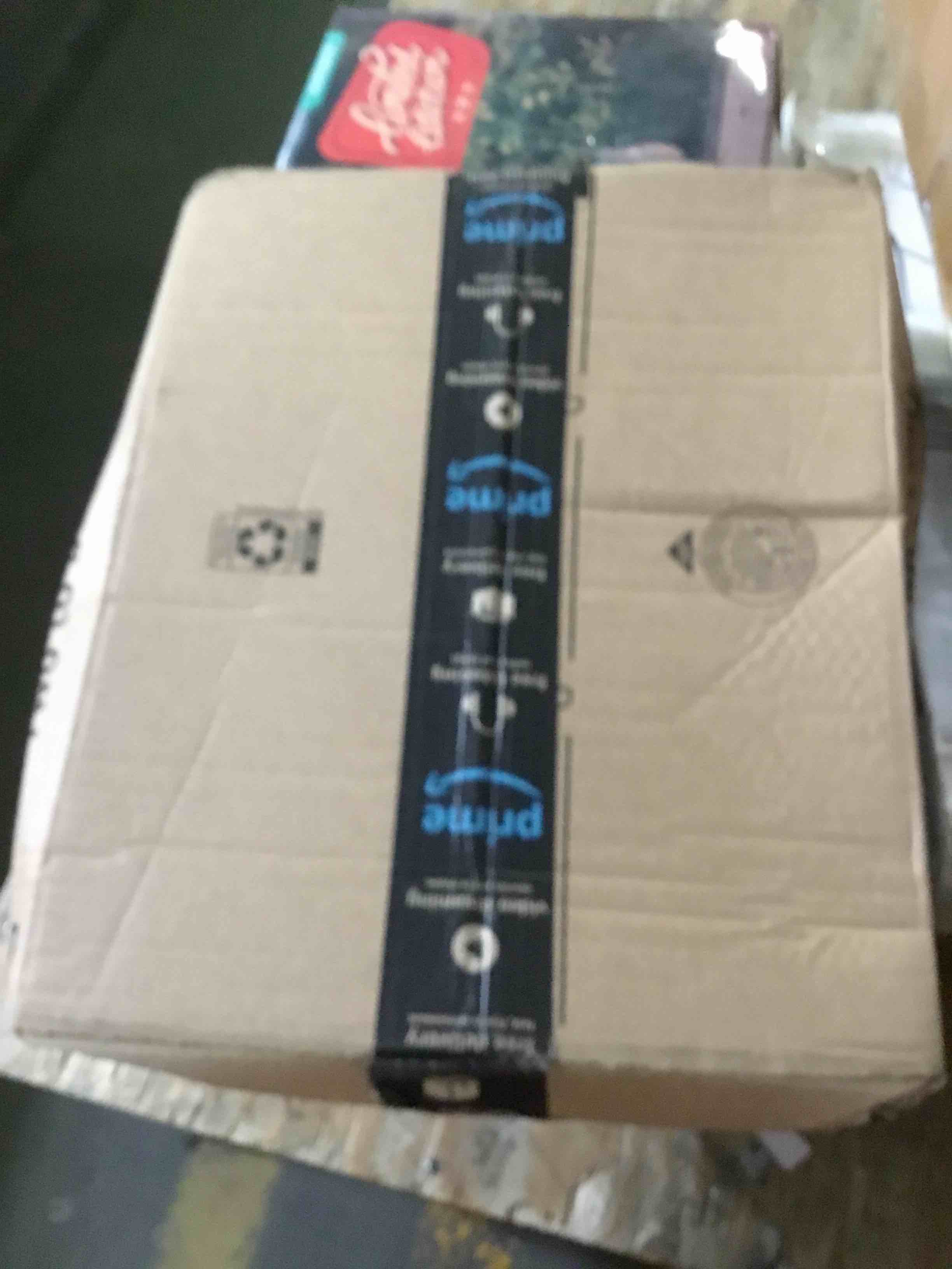 https://s3.amazonaws.com/lotting-images-prod/bidfta/YEL5304043_1690817382084.jpeg
