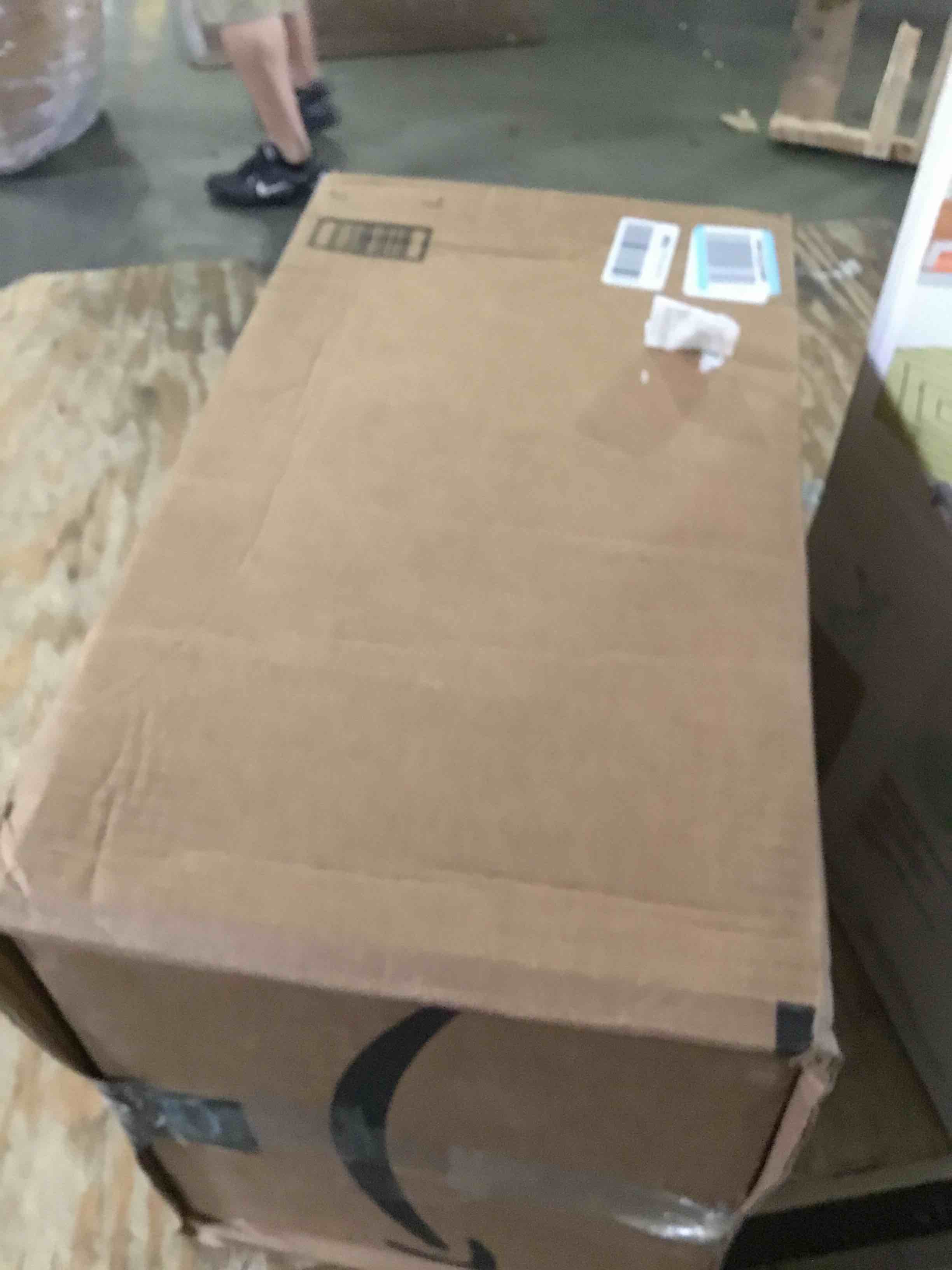https://s3.amazonaws.com/lotting-images-prod/bidfta/YEL5304798_1689087459926.jpeg