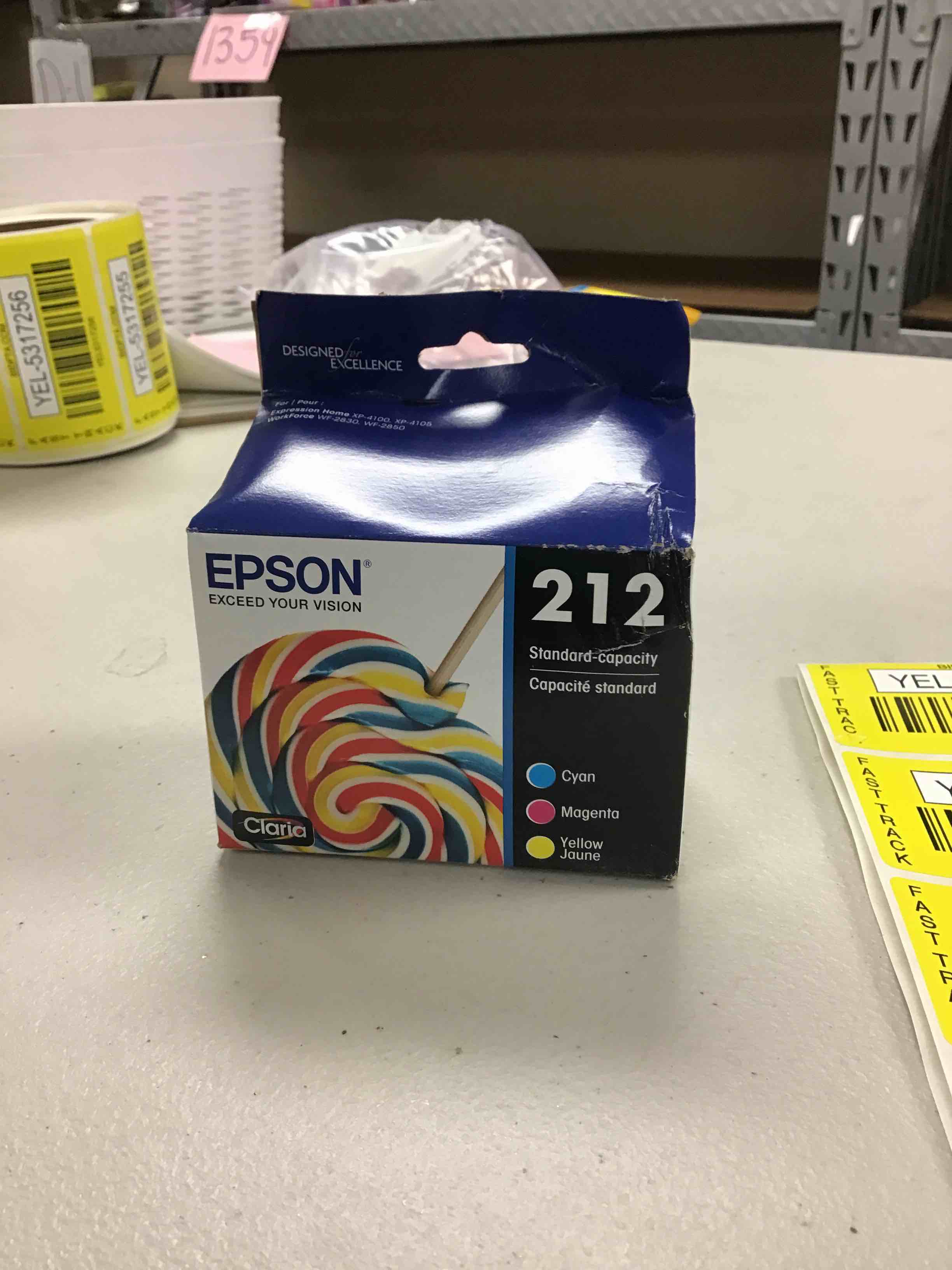 https://s3.amazonaws.com/lotting-images-prod/bidfta/YEL5317240_1691595655853.jpeg