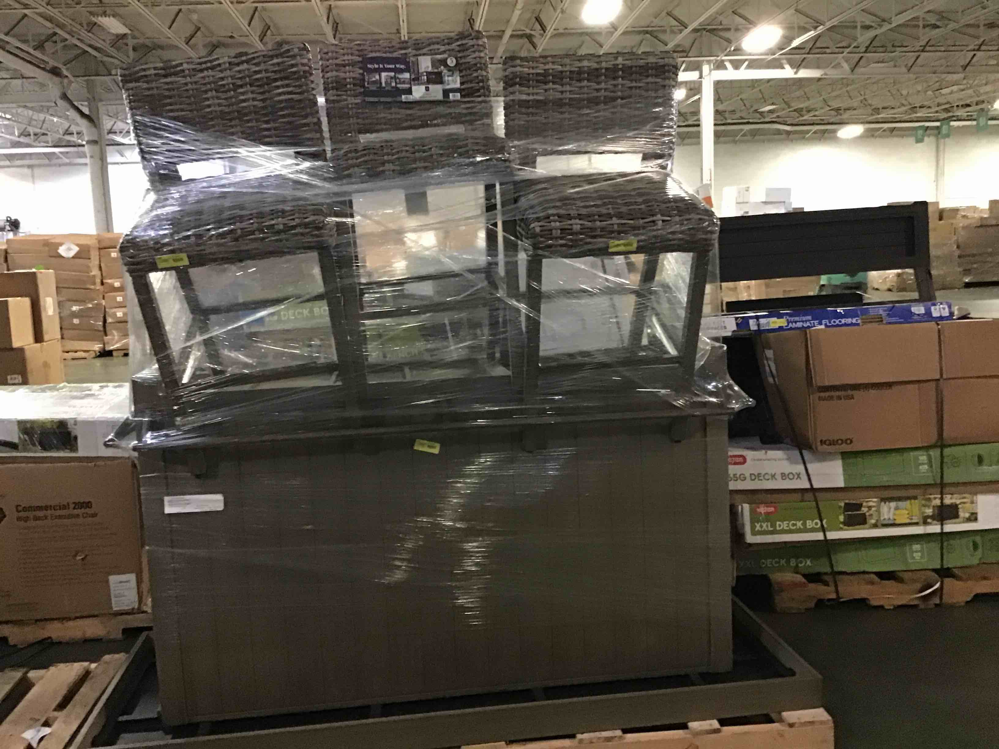https://s3.amazonaws.com/lotting-images-prod/bidfta/YEL5324684_1691439534700.jpeg