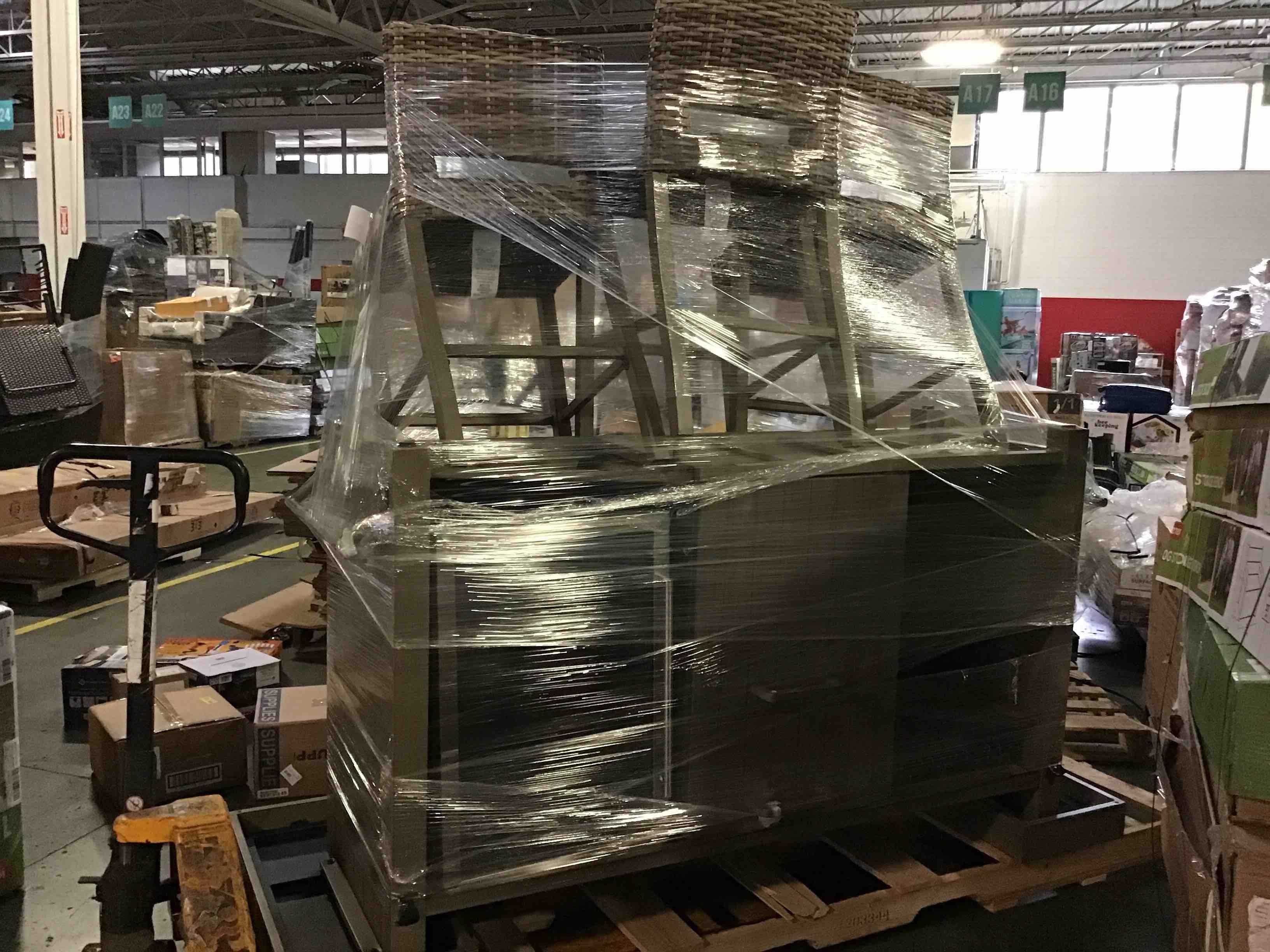 https://s3.amazonaws.com/lotting-images-prod/bidfta/YEL5324684_1691439805996.jpeg