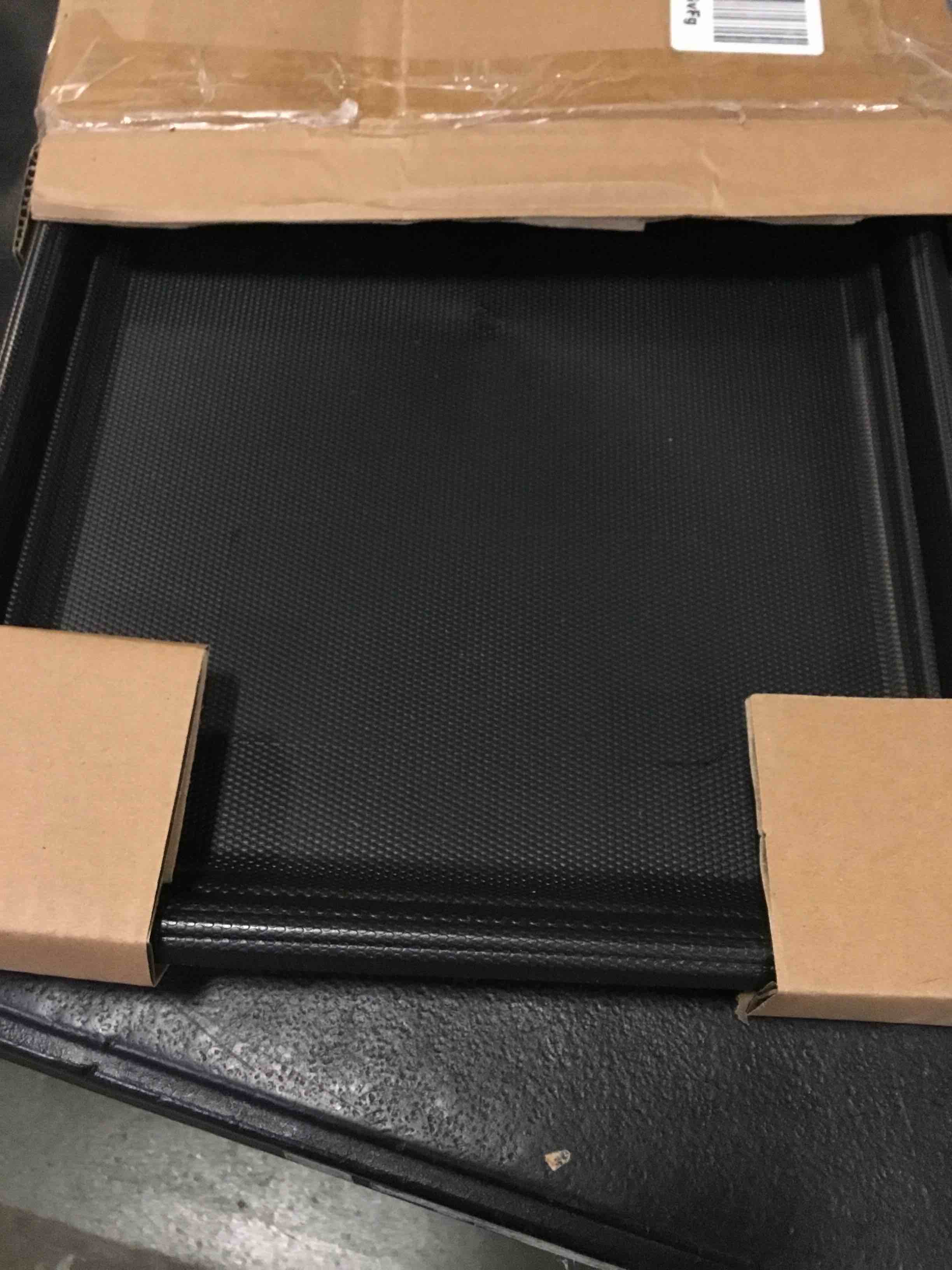 https://s3.amazonaws.com/lotting-images-prod/bidfta/YEL5326351_1692125565861.jpeg