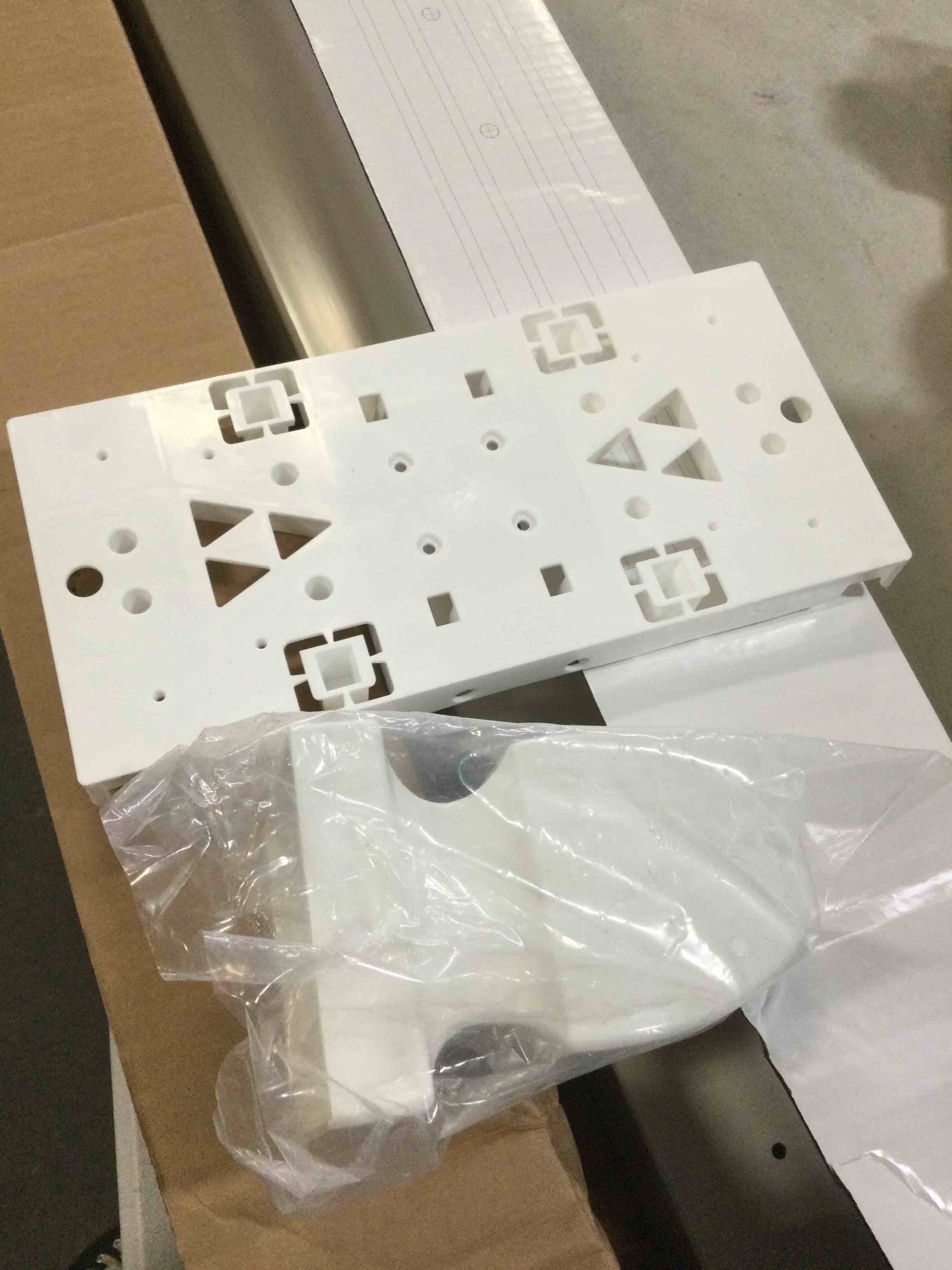 https://s3.amazonaws.com/lotting-images-prod/bidfta/YEL5326449_1692889929615.jpeg