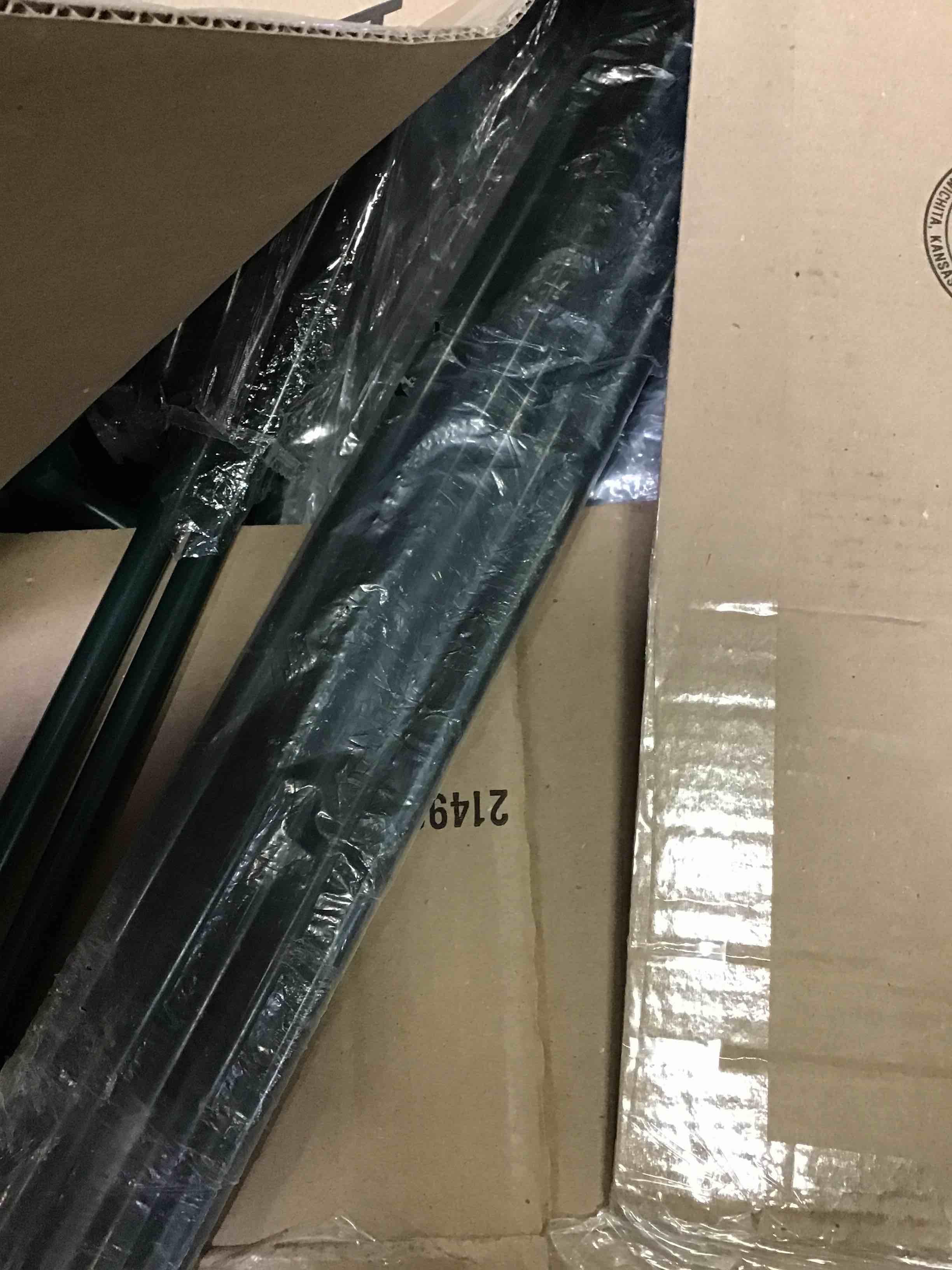 https://s3.amazonaws.com/lotting-images-prod/bidfta/YEL5328628_1691167570701.jpeg